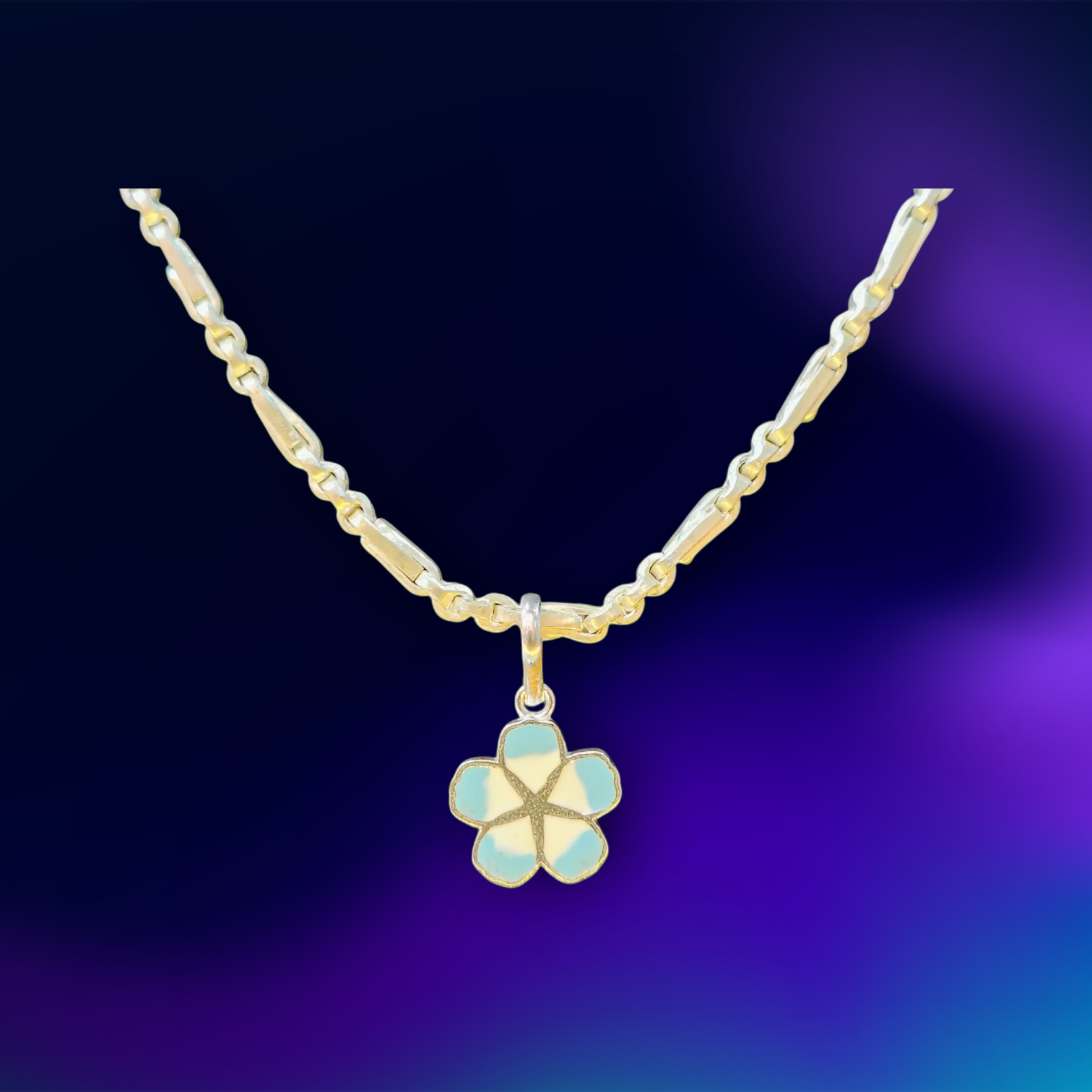 SILVER LOCKET