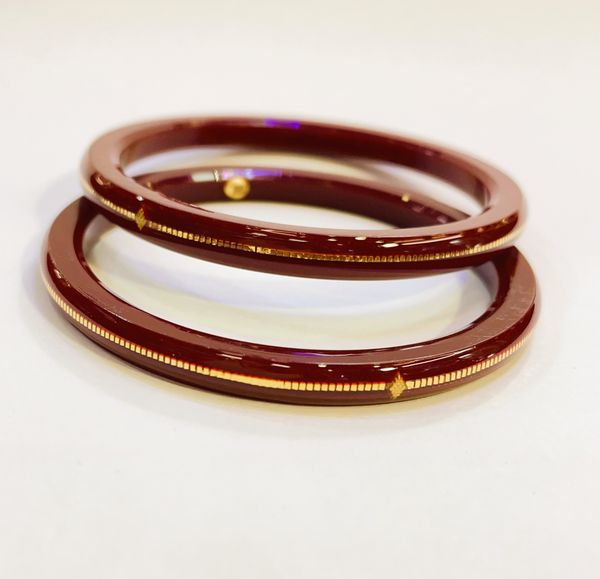 TRJ MAROON HUID HALLMARK 22KT GOLD LAMINATION POLA BADHANO BANGLES FACEBOOK VIRAL POLA 1 PAIR APPROX. WGT: 0.150 GM (FUTURE EXCHANGE VALUE 40% OF PRODUCT PRICE IN BILL WITH ANY JEWELLERY).