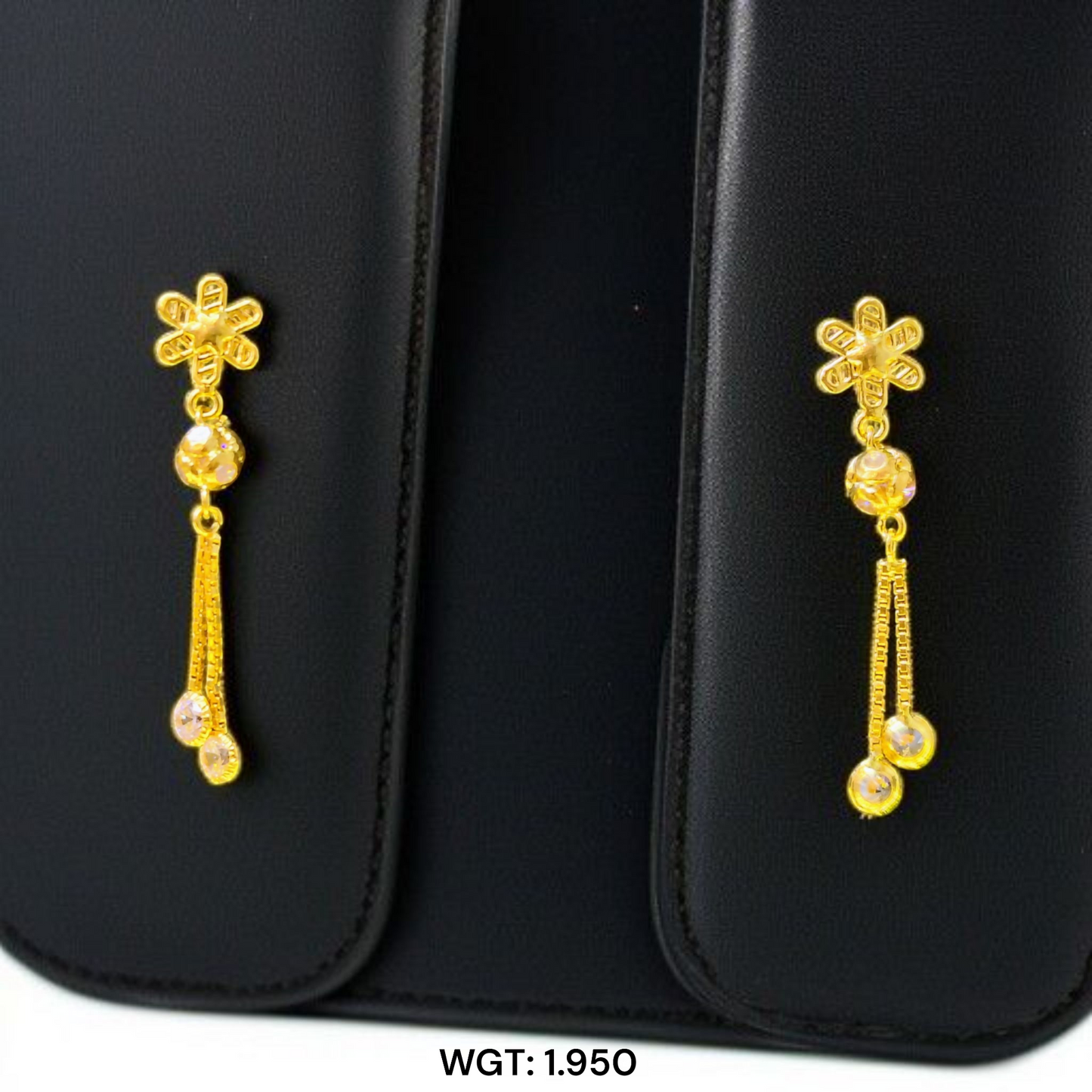 (GER22) BIS CERTIFIED WGT: 1.950 GM APPROX HUID HALLMARK 916 22KT GOLD EARRINGS KANBALA 1 PAIR FOR WOMEN.