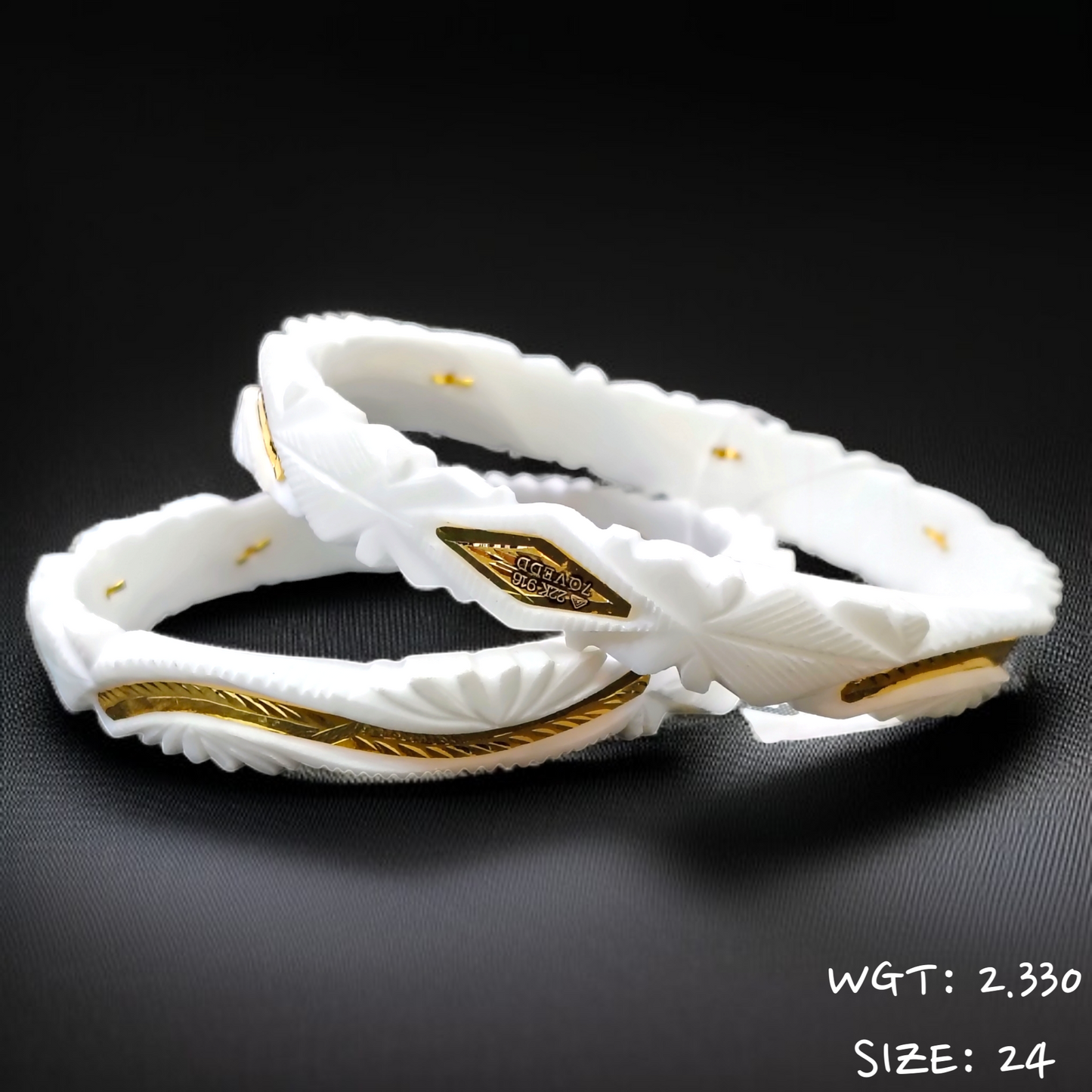 TRJ (SIZE: 24) WGT: 2.330 GM APPROX HUID HALLMARK 22KT GOLD SAKHA BANGLES 1 PAIR DESIGN FOR REGULAR USE.