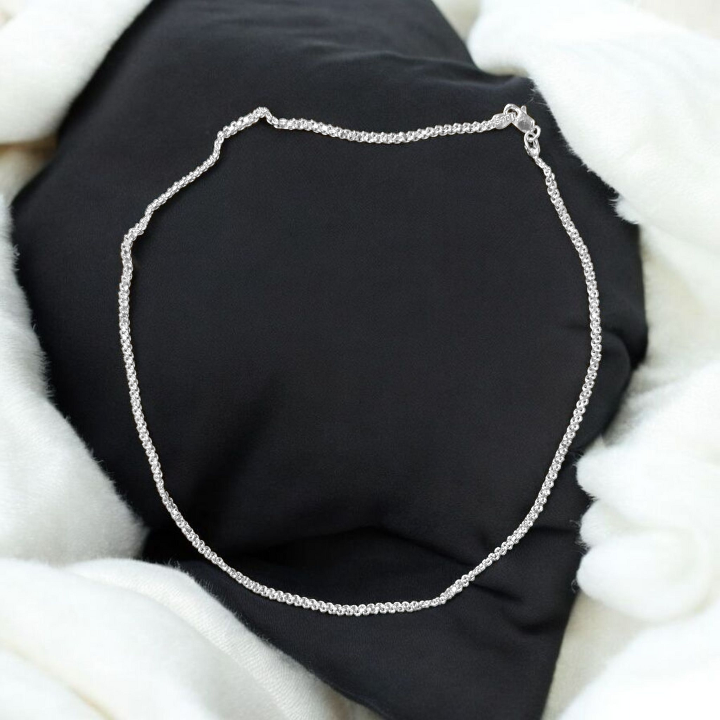 (SLCN) SILVER CHAIN 22 INCH - 625 SILVER CHAIN WGT: 9.900 GM APPROX 1 PIECE (UNISEX DESIGN) FOR MEN AND WOMEN.