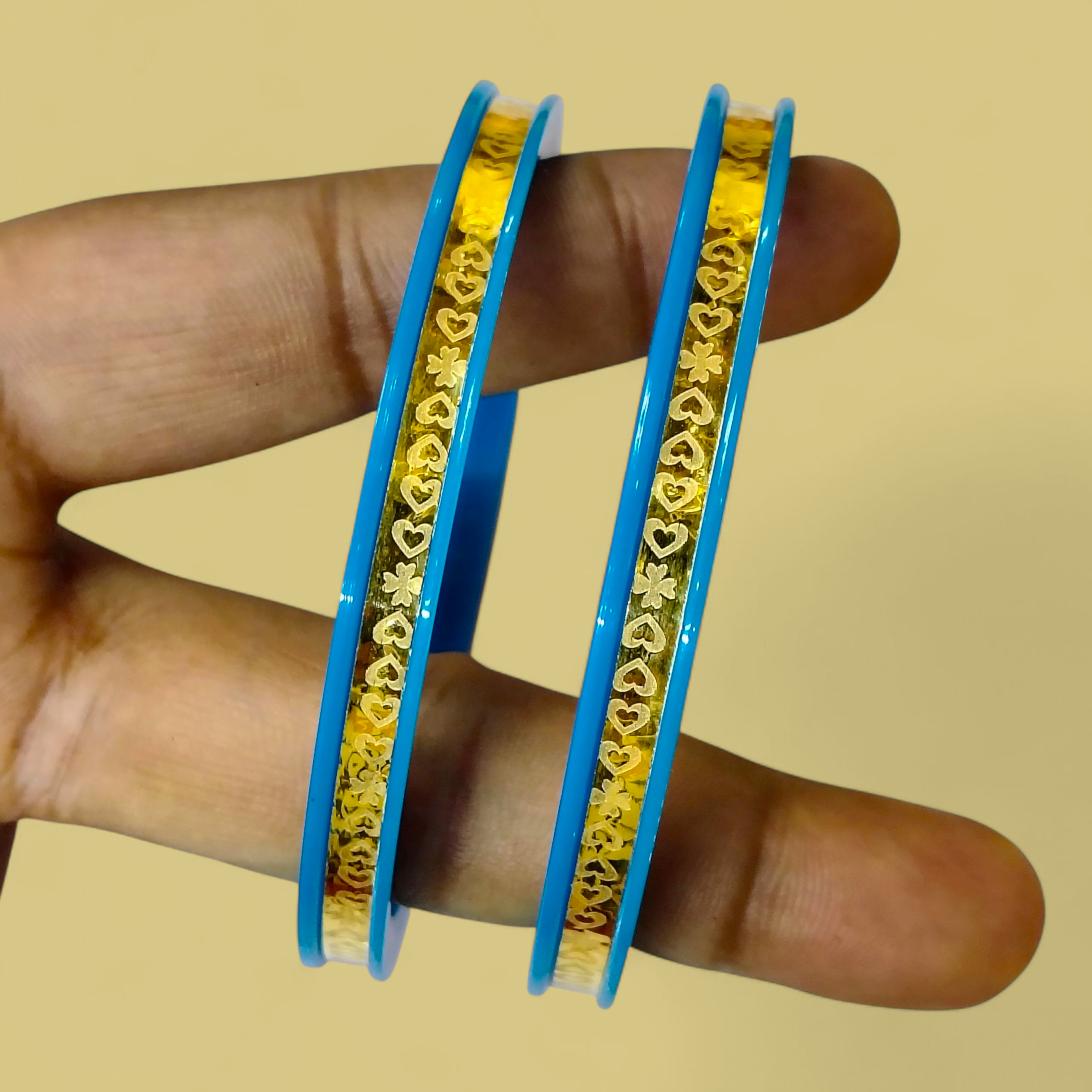 (GPB22) RAJLAXMI FIROZA DISCO POLA HALLMARK 916 22KT GOLD POLA BADHANO APPROX. WGT: 0.350 GM (NOT FOR REGULAR USE - ONLY OCASSION PURPOSE)