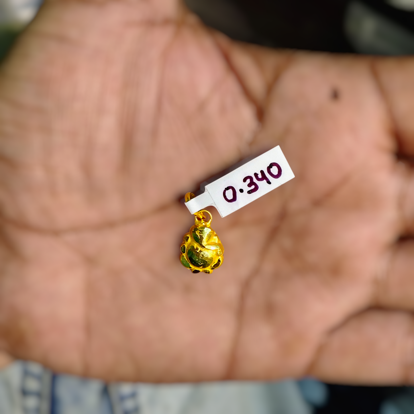 (GLKD) LOCKET WGT: 0.340 GM APPROX KDM GOLD LOCKET 1 PIECE (50 TONCH) WITH ADJUSTABLE TASSEL FOR GIFTING PURPOSE (CHAIN NOT INCLUDED).