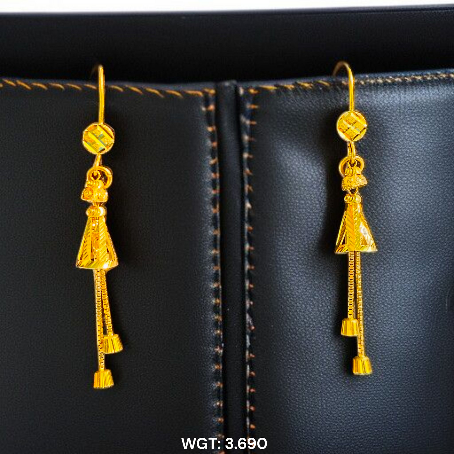 (GER22) BIS CERTIFIED WGT: 3.690 GM APPROX HUID HALLMARK 916 22KT GOLD EARRINGS KANBALA 1 PAIR FOR WOMEN.