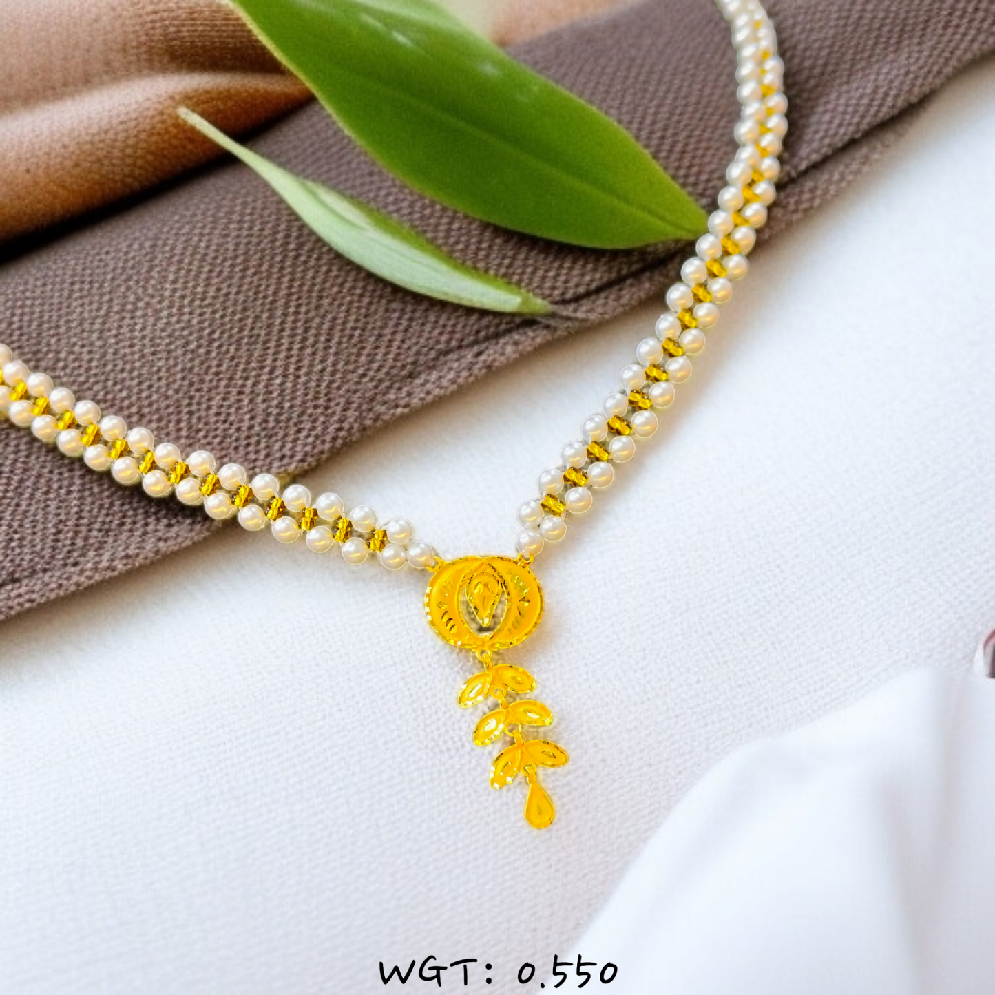 TRJ WGT: 0.550 GM APPROX KDM GOLD MOTI PENDANT 1 PIECE WITH ADJUSTABLE TASSEL (50 TONCH).