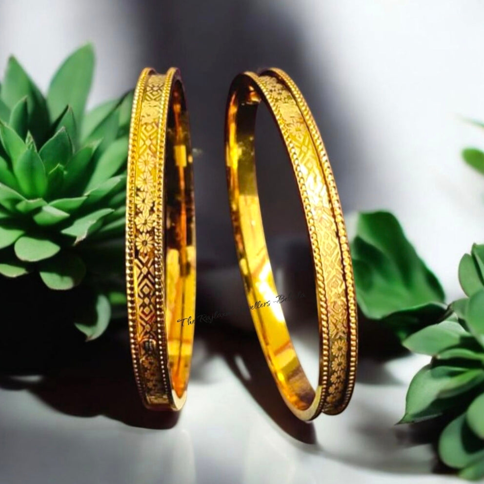 (GSN22) HUID HALLMARK 22KT GOLD DISCO SOCKET CHURI APPROX. WGT: 0.350 GM 1 PAIR FOR WOMEN (NO FOR REGULAR USE- ONLY OCCASION PURPOSE)