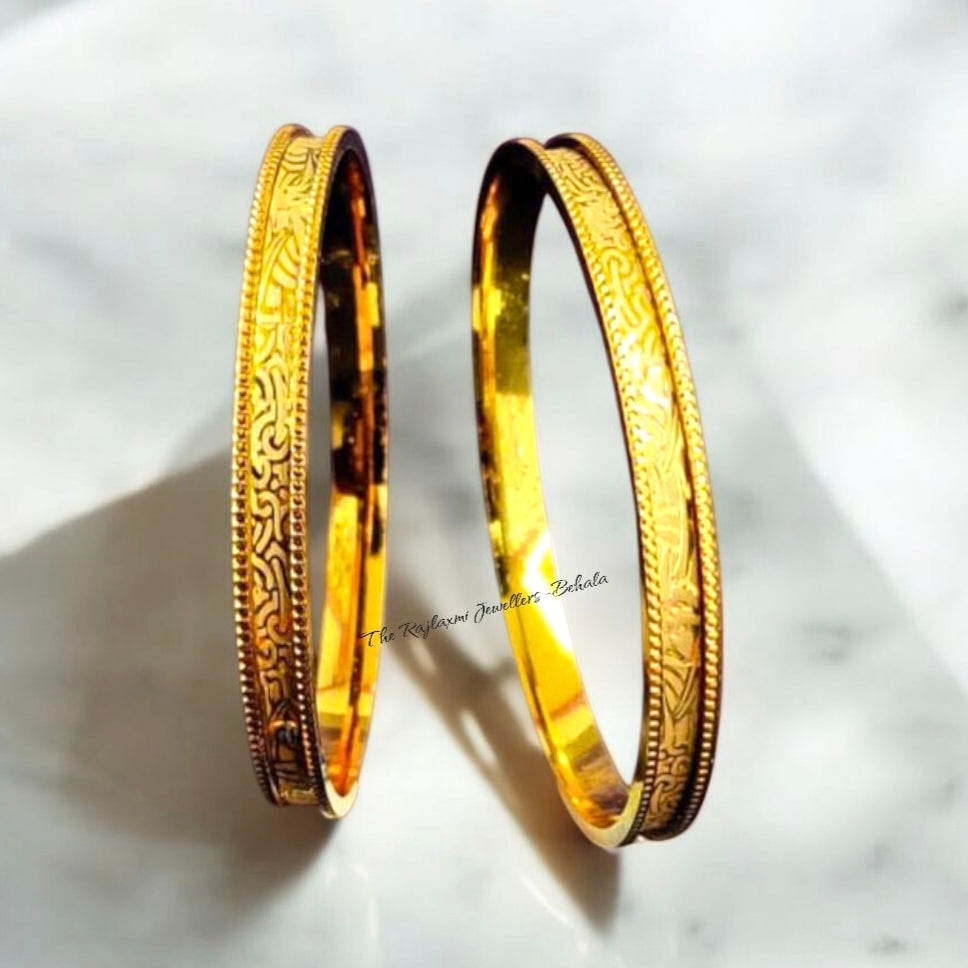 (GSN22) HUID HALLMARK 22KT GOLD DISCO SOCKET CHURI APPROX. WGT: 0.350 GM 1 PAIR FOR WOMEN (NO FOR REGULAR USE- ONLY OCCASION PURPOSE)