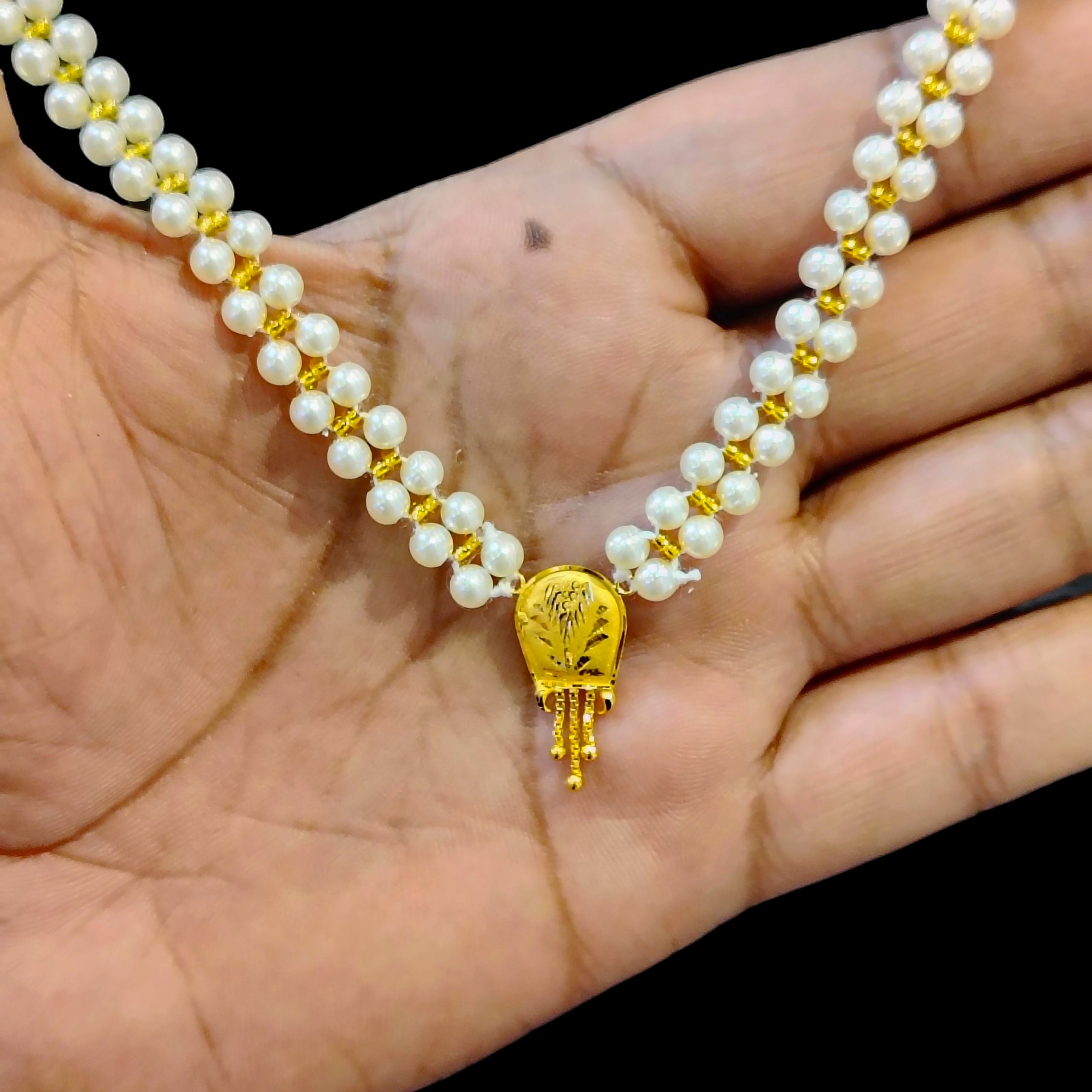 (GMP22) BIS CERTIFIED WGT: 0.500 GM APPROX HUID HALLMARK 916 22KT GOLD MOTI PENDANT 1 PIECE FOR YOUR BEAUTIFUL WIFE.