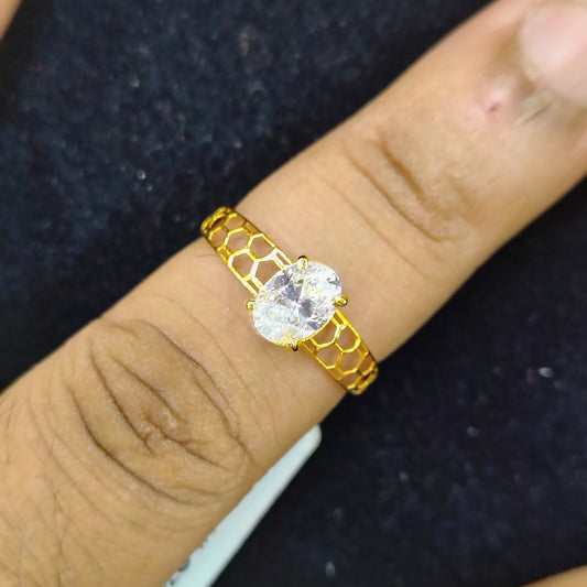 TRJ (SIZE: 12) CERTIFIED BIS HUID HALLMARK 750 18KT GOLD LADIES FINGER RING FOR WOMEN 1 PIECE (WGT: 0.930 GRAM APPROX) STUDDED WITH ITALIAN VVS QUALITY CZ STONE.