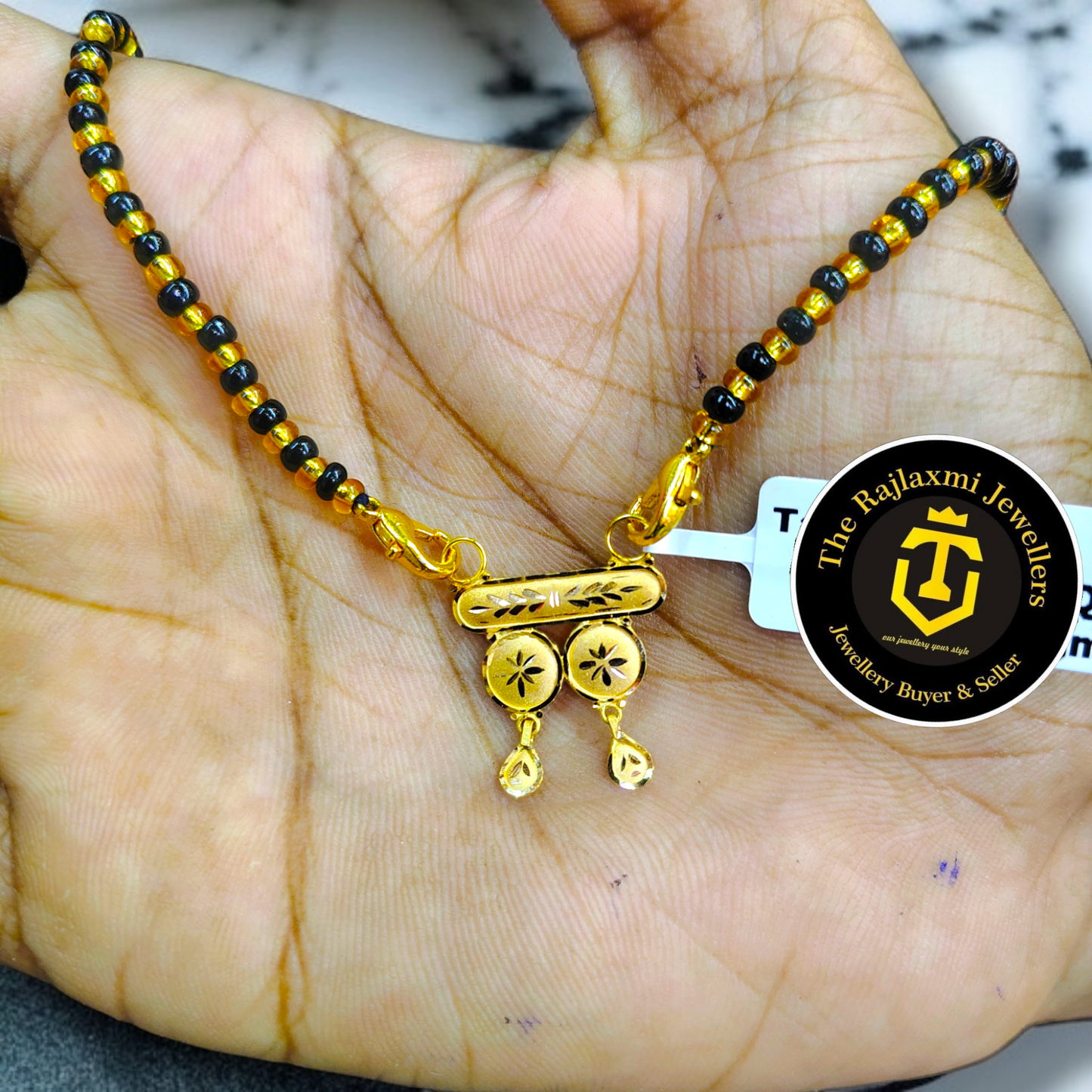 TRJ 18KT HUID HALLMARK GOLD SOUTH INDIAN STYLE PENDANT MANGALSUTRA 1 PIECE WITH TASSEL.