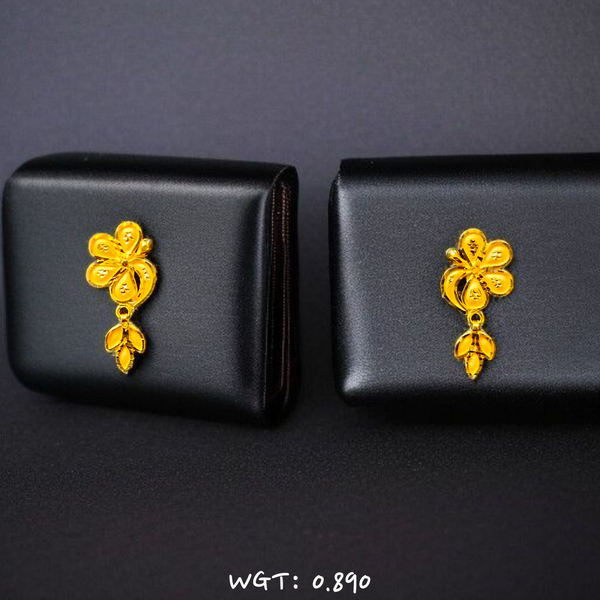 RAJLAXMI WGT: 0.890 GM APPROX HUID HALLMARK 916 22KT GOLD EAR TOPS STUD 1 PAIR FOR REGULAR USE.