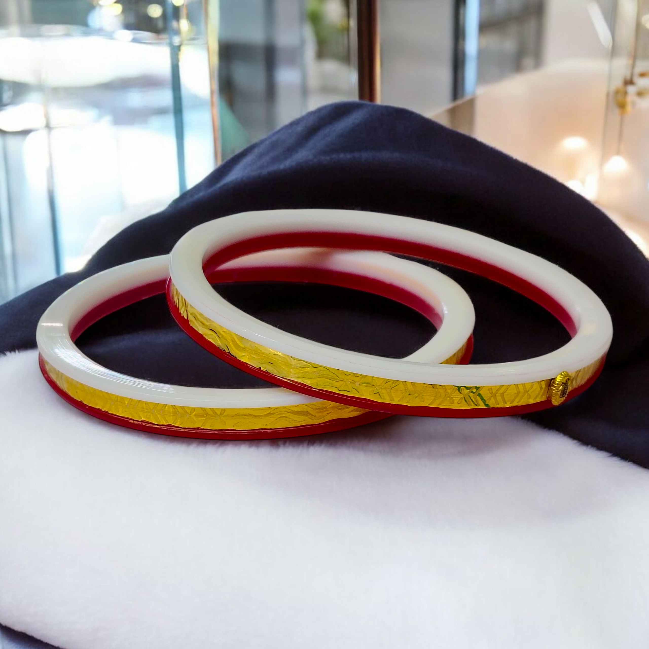 (GPB22) RAJLAXMI R/W DISCO POLA HALLMARK 916 22KT GOLD POLA BADHANO APPROX. WGT: 0.350 GM (NOT FOR REGULAR USE - ONLY OCASSION PURPOSE)