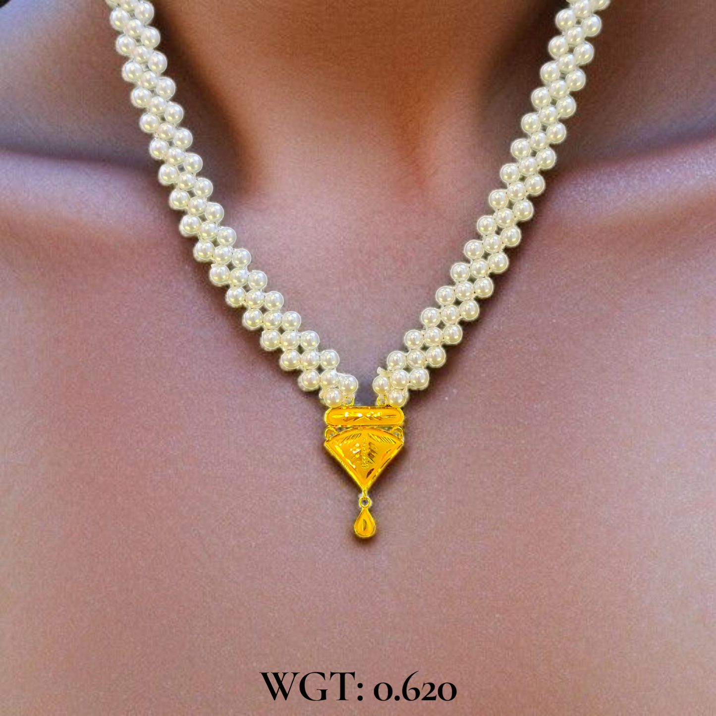 (GPM) TRJ WGT: 0.620 GM APPROX HUID HALLMARK 22KT GOLD MOTI PENDANT 1 PIECE.