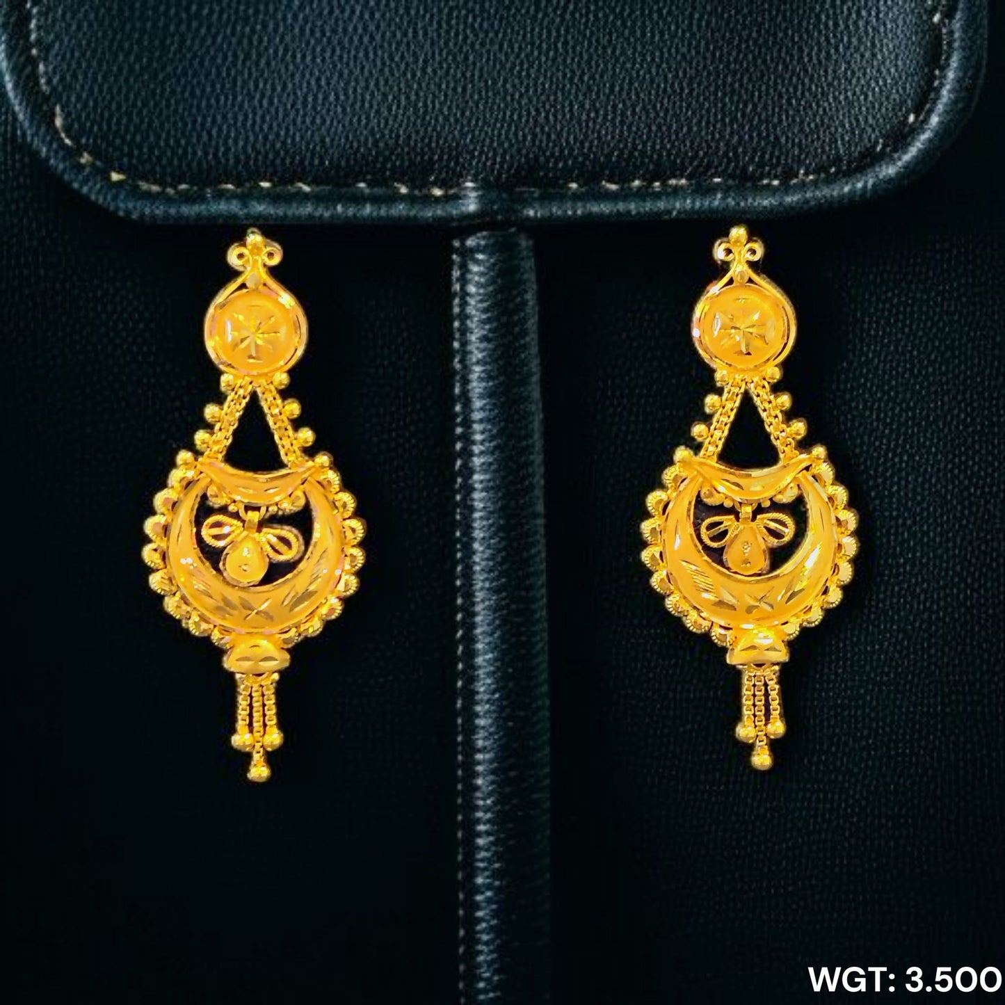(GER22) BIS CERTIFIED WGT: 3.500 GM APPROX HUID HALLMARK 916 22KT GOLD EARRINGS KANBALA 1 PAIR FOR WOMEN.