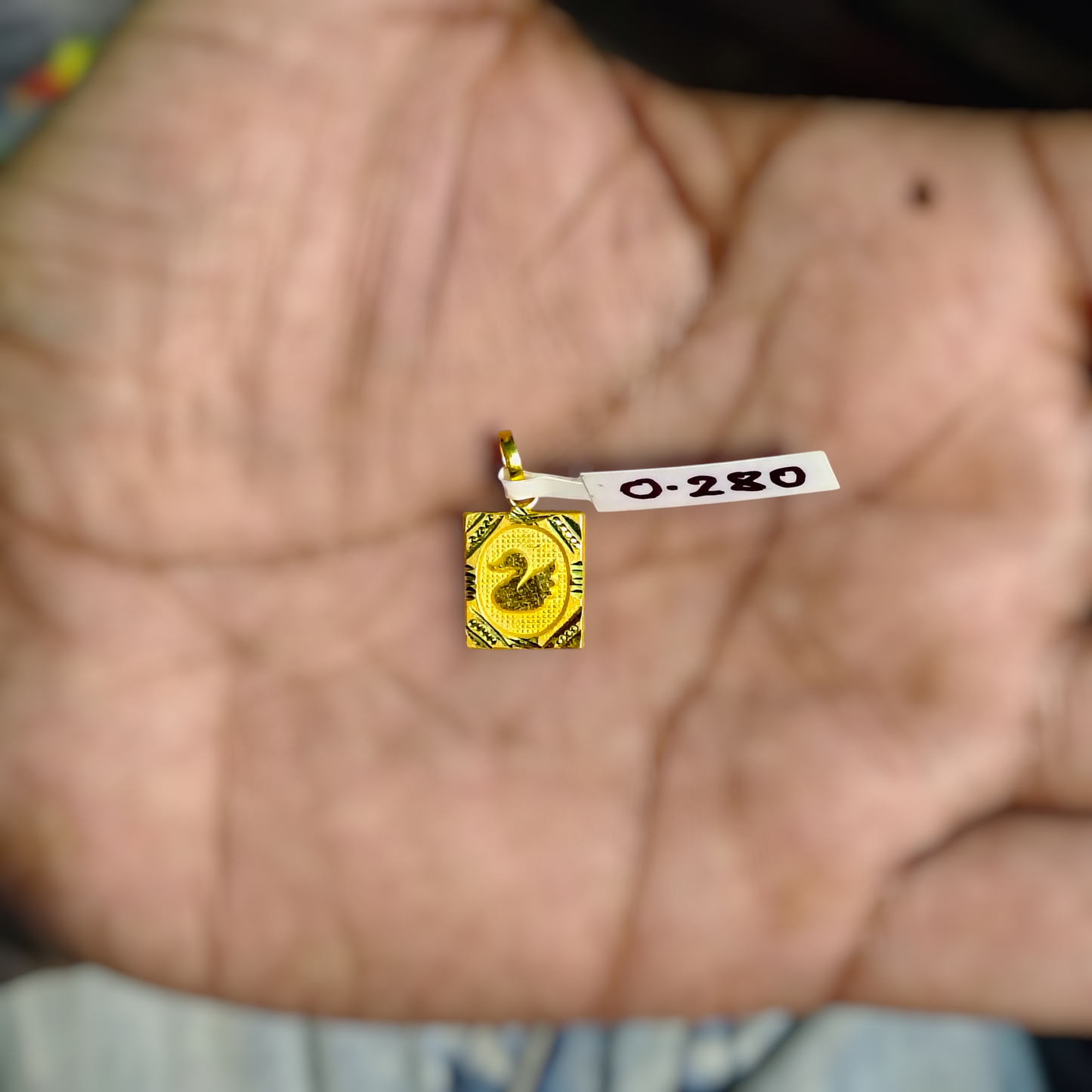 (GLKD) LOCKET WGT: 0.280 GM APPROX KDM GOLD LOCKET 1 PIECE (50 TONCH) WITH ADJUSTABLE TASSEL FOR GIFTING PURPOSE (CHAIN NOT INCLUDED).