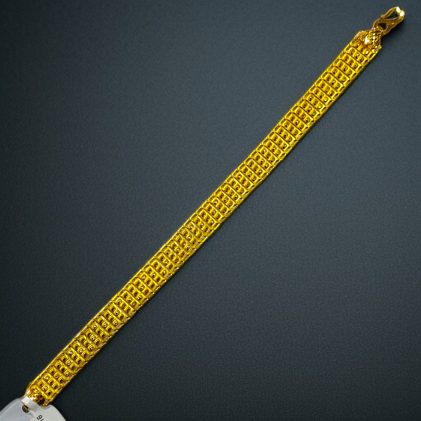 TRJ IUHUJ5 8 INCH WGT: 7.250 GM APPROX HUID HALLMARK 22KT GOLD WRISTLET 1 PIECE FOR UNISEX STYLE.