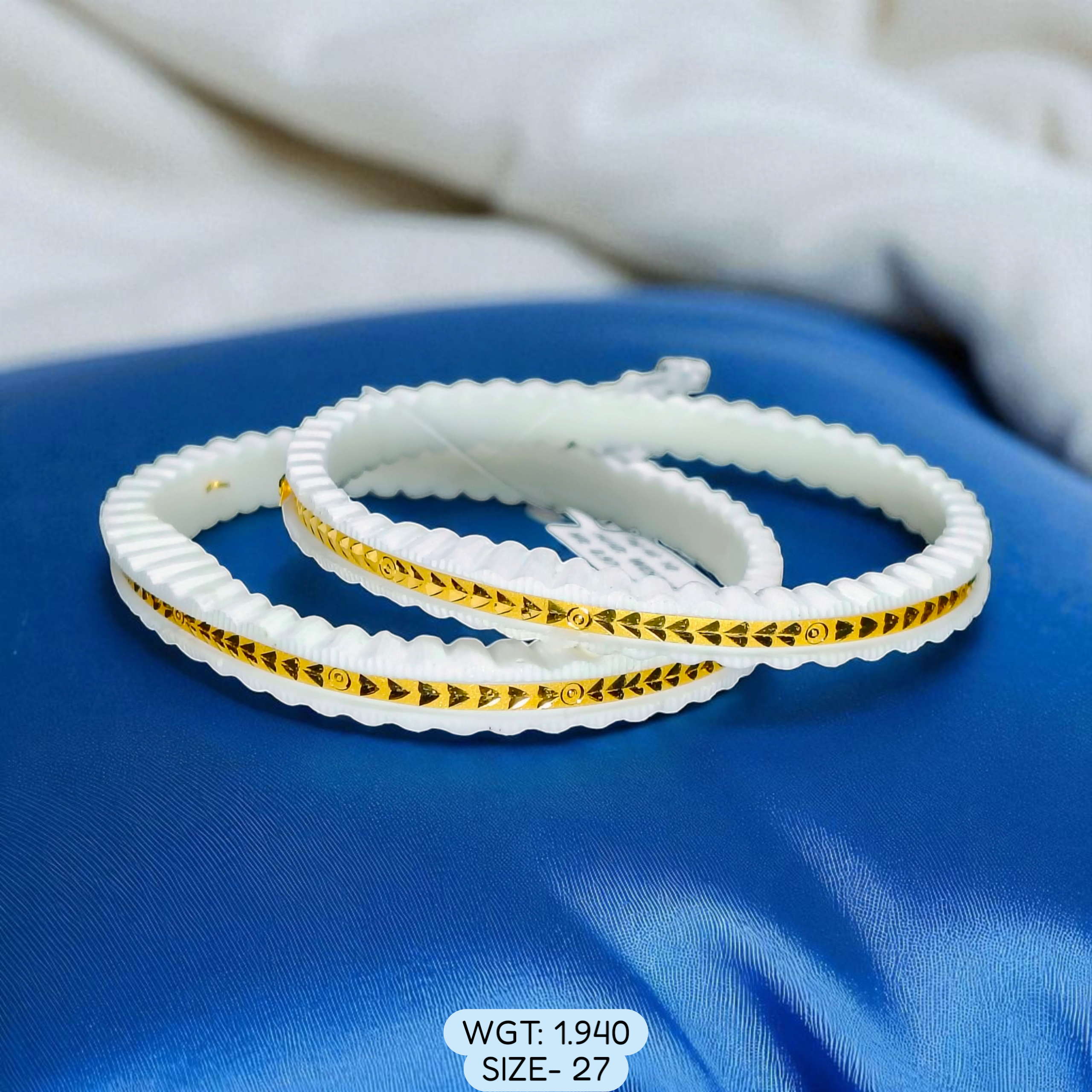 (GSB22) TRJ (SIZE: 27) WGT: 1.940 GM APPROX HUID HALLMARK 22KT GOLD SAKHA BADHANO BANGLES 1 PAIR DESIGN FOR REGULAR USE.