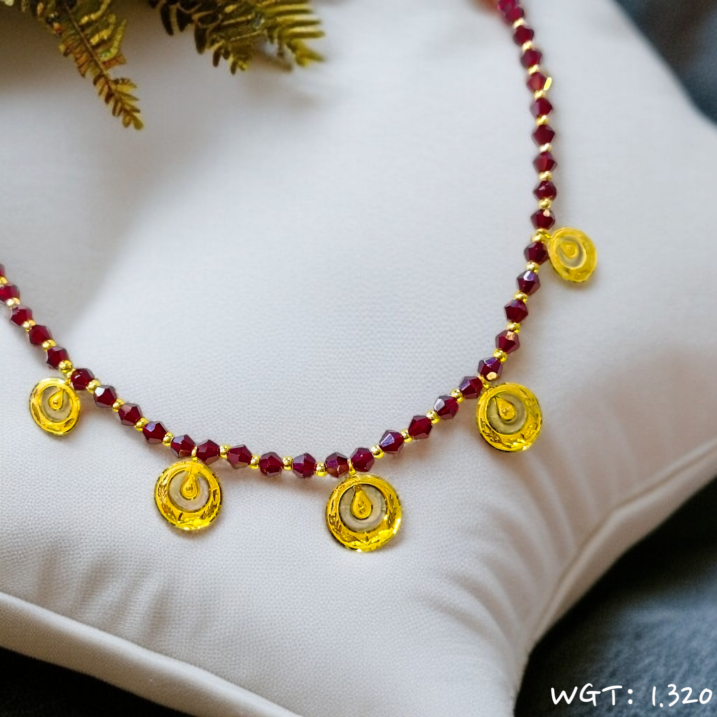 TRJ CIRCLE DESIGN SELI WGT: 1.320 GM APPROX HUID HALLMARK 22KT GOLD SELIHAR 1 PIECE WITH TASSEL.