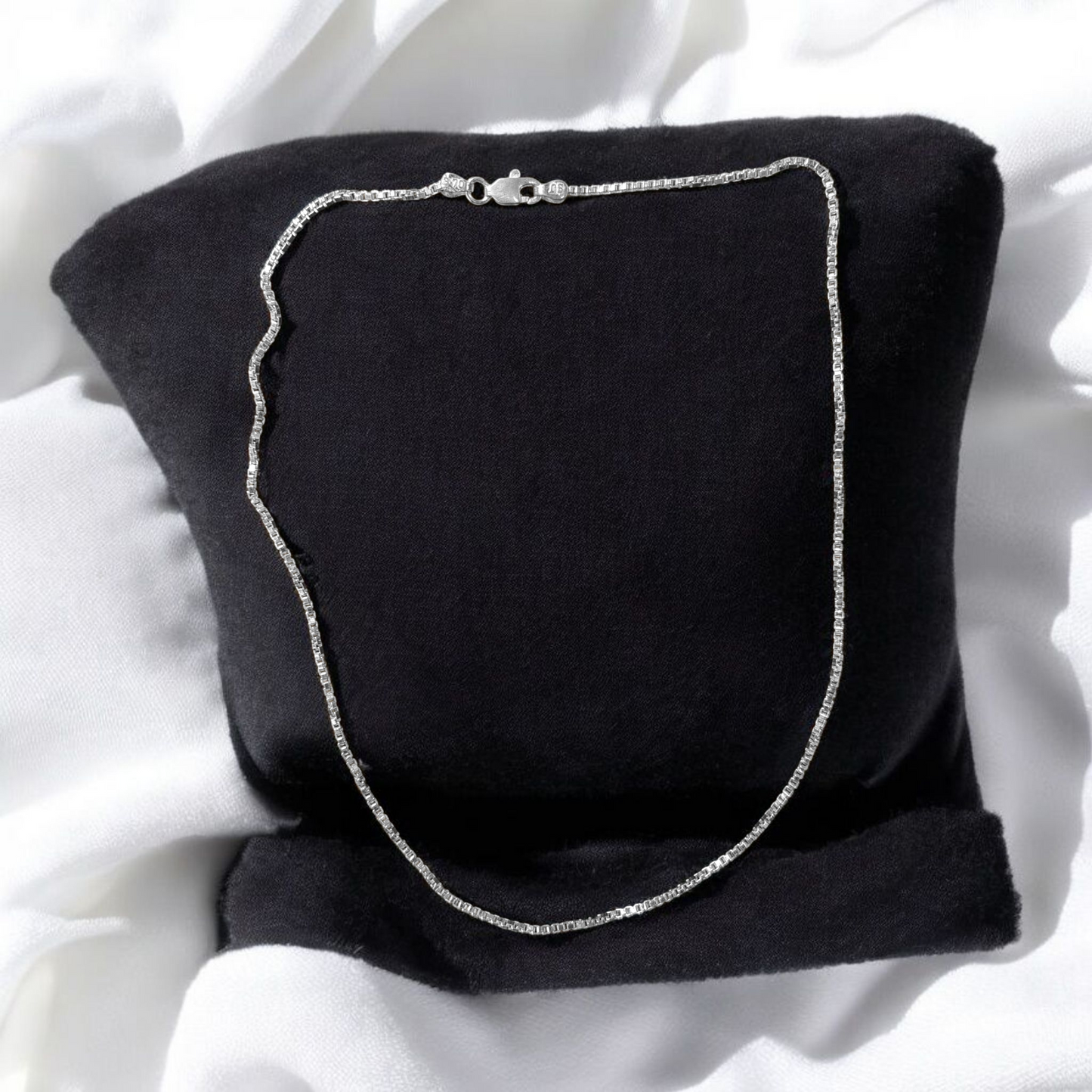 (SLCN) SILVER CHAIN 21 INCH - 625 SILVER CHAIN WGT: 10.980 GM APPROX 1 PIECE (UNISEX DESIGN) FOR MEN AND WOMEN.