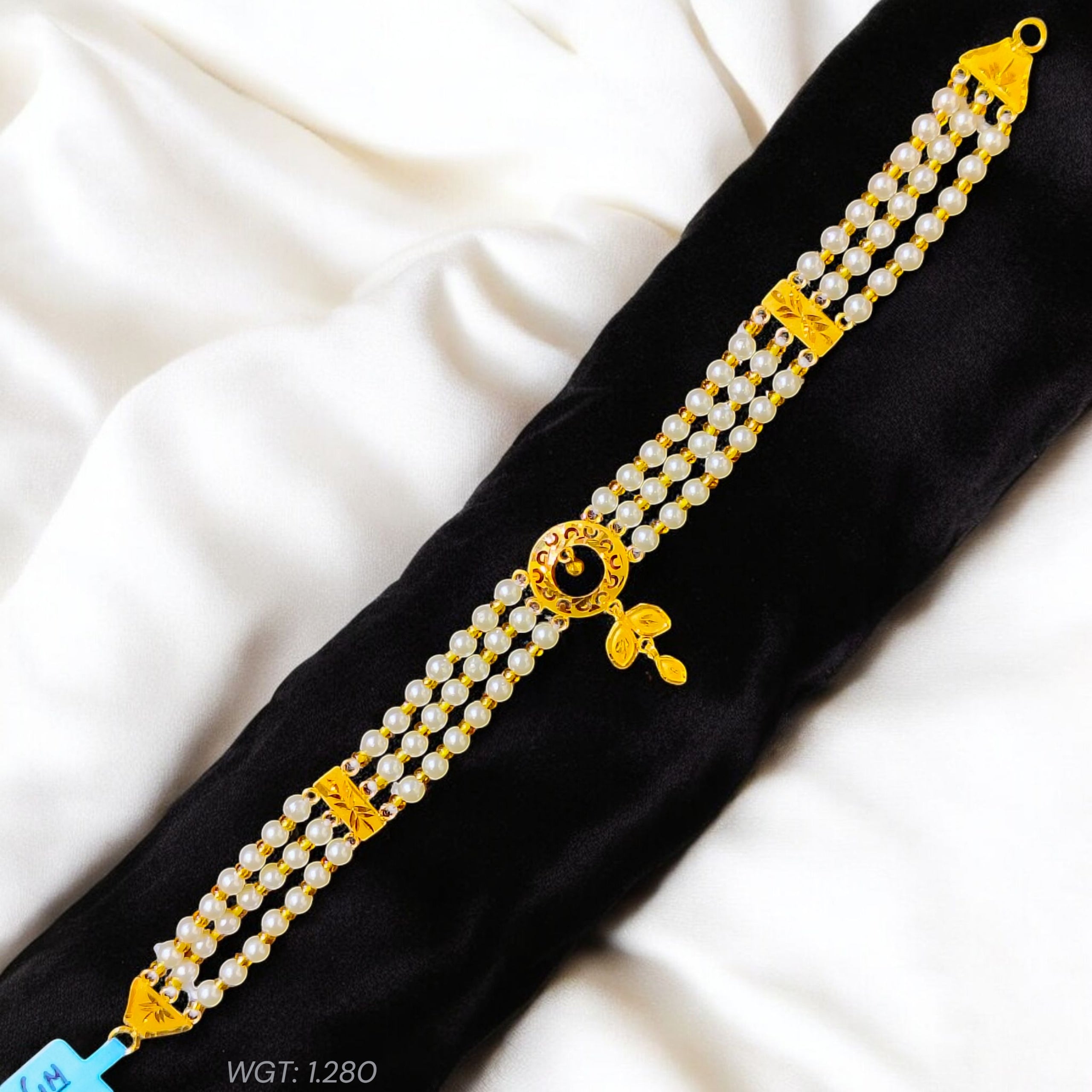 (GMC) CERTIFIED BIS HUID HALLMARK 916 22KT GOLD MOTI CHOKER 1 PIECE (WGT:1.280 GM) WITH ADJUSTABLE TASSEL FOR GIFT IN MARRIAGE.