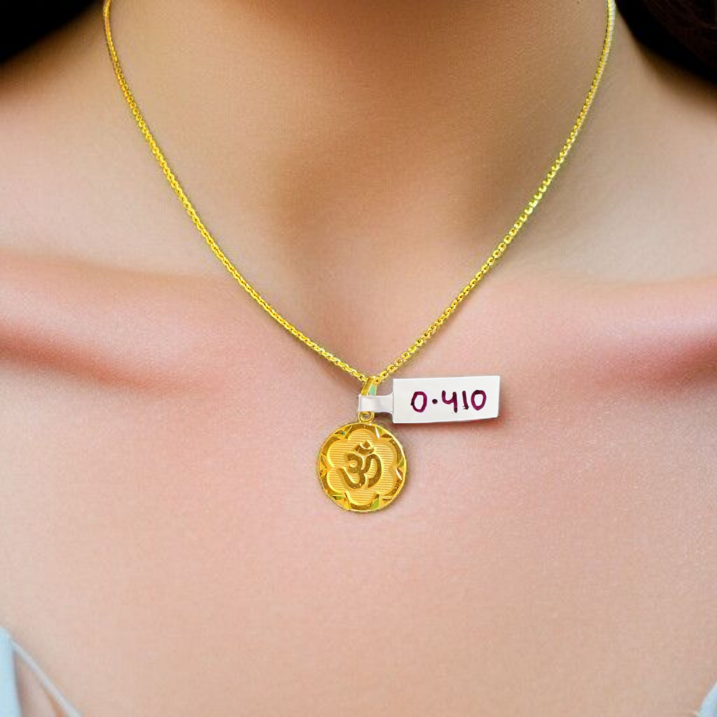 (GLKD) LOCKET WGT: 0.410 GM APPROX KDM GOLD LOCKET 1 PIECE (50 TONCH) WITH ADJUSTABLE TASSEL FOR GIFTING PURPOSE (CHAIN NOT INCLUDED).