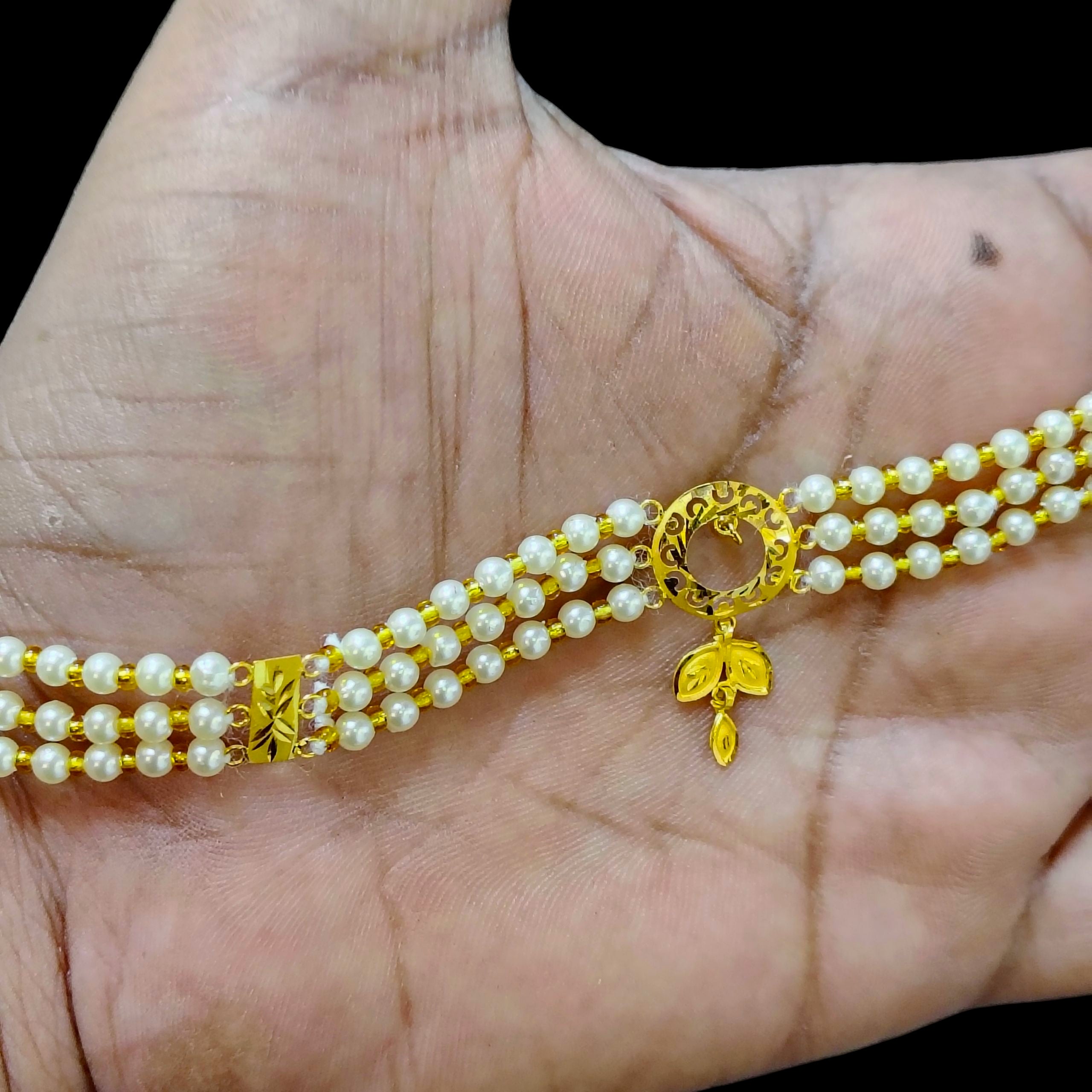 (GMC) CERTIFIED BIS HUID HALLMARK 916 22KT GOLD MOTI CHOKER 1 PIECE (WGT:1.280 GM) WITH ADJUSTABLE TASSEL FOR GIFT IN MARRIAGE.