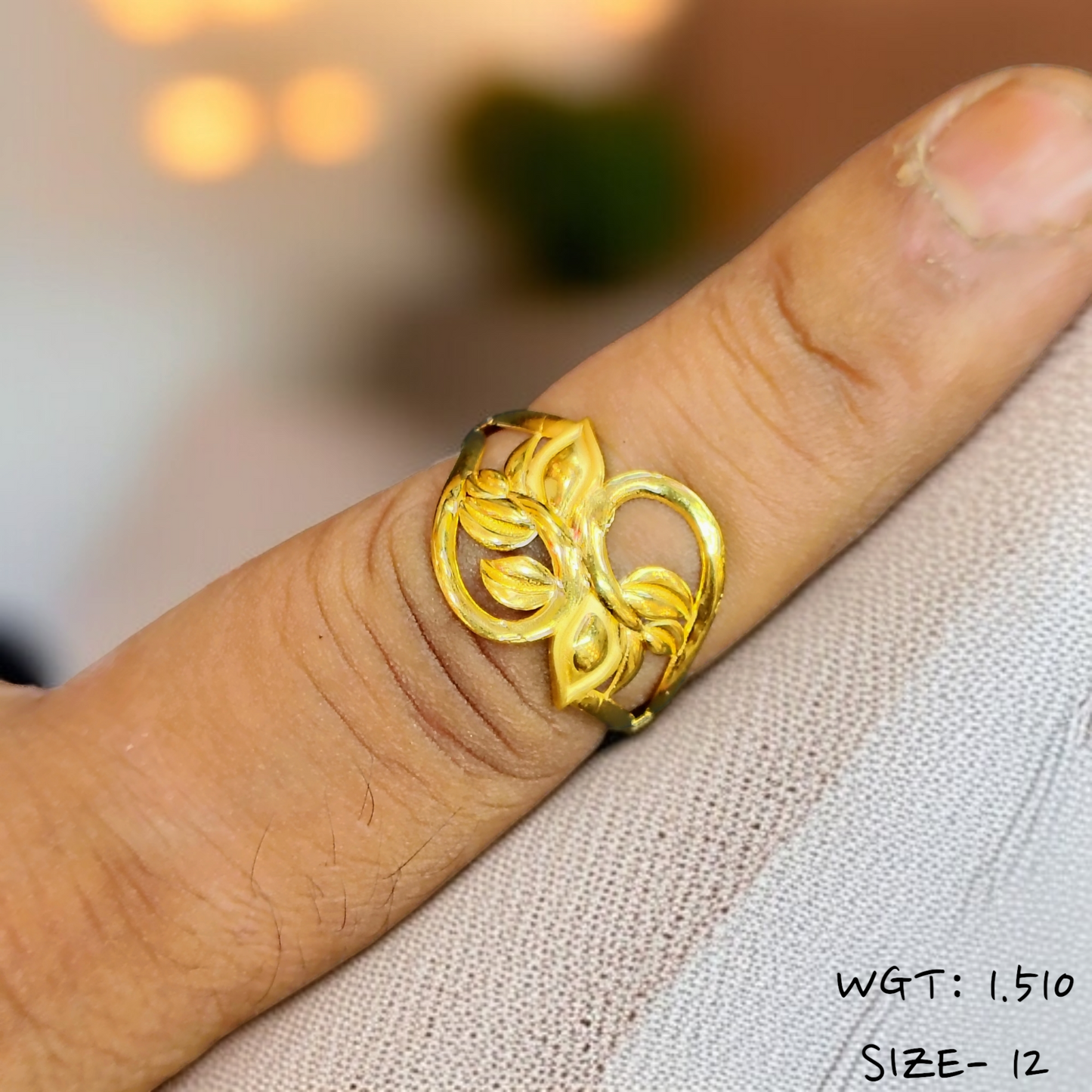 TRJ (SIZE: 12) WGT: 1.510 GM APPROX 22KT HUID HALLMARK GOLD RING FOR WOMEN 1 PIECE.