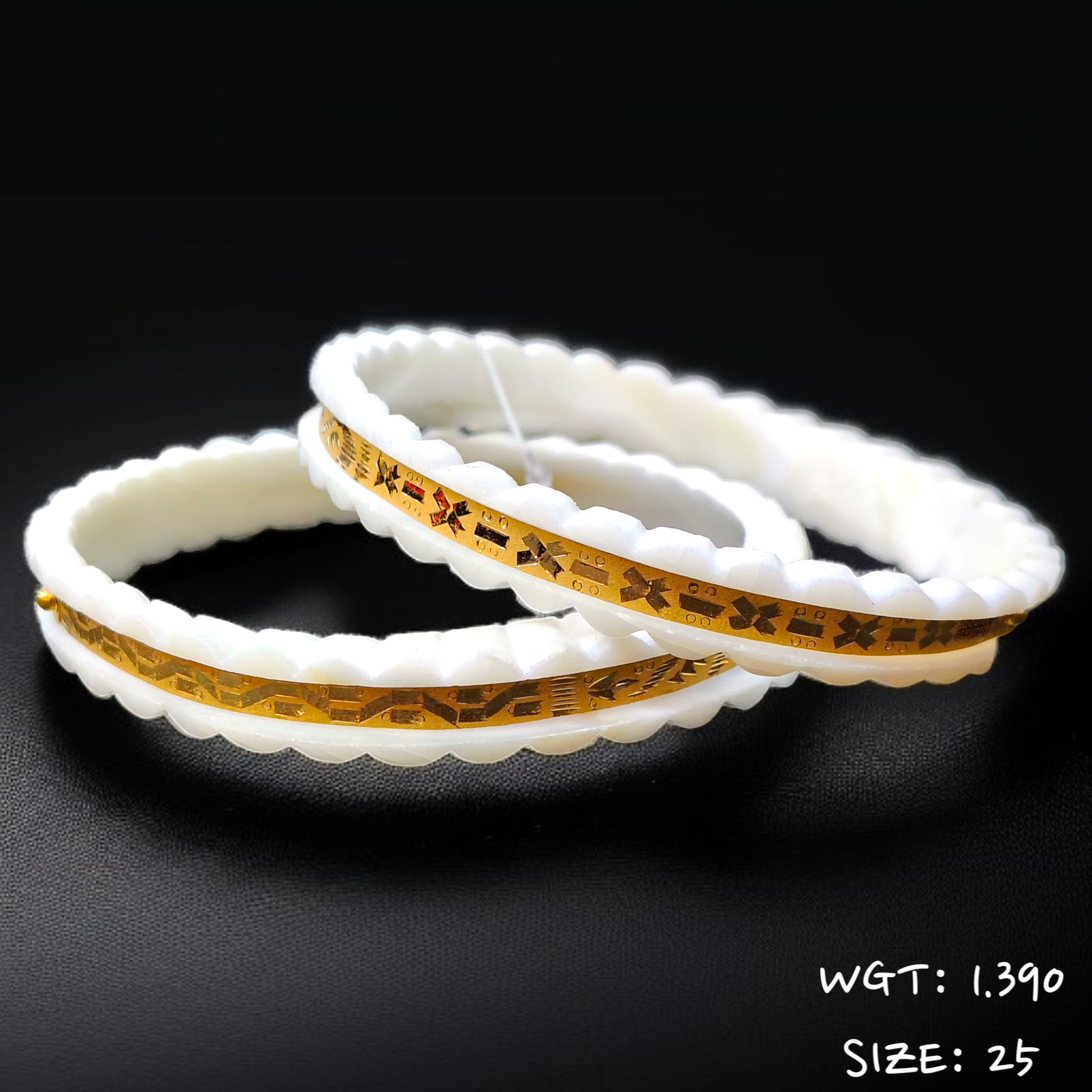(GSB22) TRJ (SIZE: 25) WGT: 1.390 GM APPROX HUID HALLMARK 22KT GOLD SAKHA BADHANO BANGLES 1 PAIR DESIGN FOR REGULAR USE.