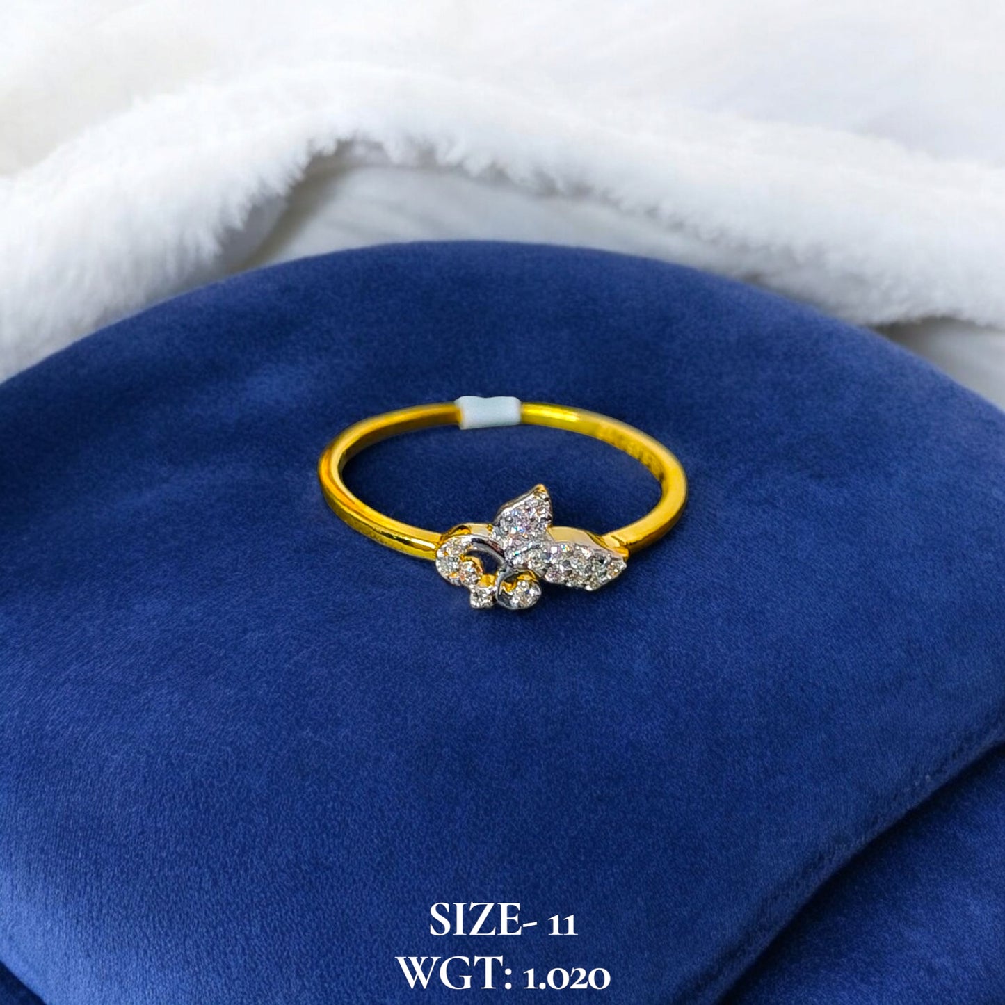 RAJLAXMI DIAMOND JEWELLERY (SIZE:11) - WGT: 1.020 GM - NATURAL DIAMOND (0.05 CENT) HUID HALLMARK 18KT DIAMOND FINGER RING FOR WOMEN WITH CERTIFICATE OF AUTHENTICITY BY ZORBA (DESIGN NO: LRAP4130).