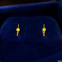 GOLD TOPS- (KLNQ3W)-(EL8D8E) (WGT: 0.610 GM APPROX) BIS CERTIFIED HUID HALLMARK 375 9KT GOLD TOPS 1 PAIR BEST FOR MARRIAGE GIFT.