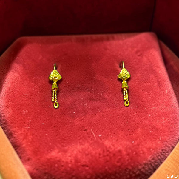 GOLD TOPS- (6I5NZZ)-(DYMT8P) (WGT: 0.910 GM APPROX) BIS CERTIFIED HUID HALLMARK 375 9KT GOLD TOPS 1 PAIR BEST FOR MARRIAGE GIFT.
