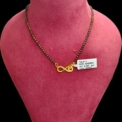 GPM9K- (34GR81) (WGT: 0.560 GM APPROX) BIS CERTIFIED HUID HALLMARK 375 9KT GOLD PENDANT FOR WOMEN 1 PIECE WITH FREE MANGALSUTRA & TASSEL.
