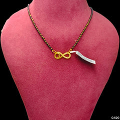 GPM9K- (TCEH29) (WGT: 0.520 GM APPROX) BIS CERTIFIED HUID HALLMARK 375 9KT GOLD PENDANT FOR WOMEN 1 PIECE WITH FREE MANGALSUTRA & TASSEL.