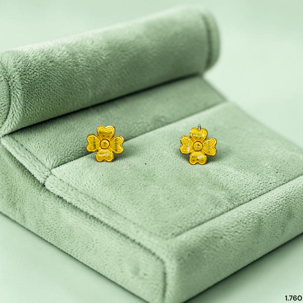 GOLD TOPS- (CPDS3P)-(RCSBIX) (WGT: 1.760 GM APPROX) BIS CERTIFIED HUID HALLMARK 916 22KT GOLD SAFETIPIN EARRINGS 1 PAIR FOR WOMEN.