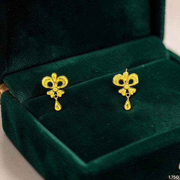 GOLD TOPS- (IC1I8P)-(LD8L8Q) (WGT: 1.750 GM APPROX) BIS CERTIFIED HUID HALLMARK 916 22KT GOLD SAFETIPIN EARRINGS 1 PAIR FOR WOMEN.