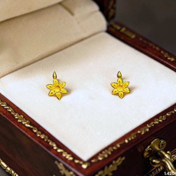 GOLD TOPS- (6W9QHC)-(PIYS6C) (WGT: 1.420 GM APPROX) BIS CERTIFIED HUID HALLMARK 916 22KT GOLD SAFETIPIN EARRINGS 1 PAIR FOR WOMEN.
