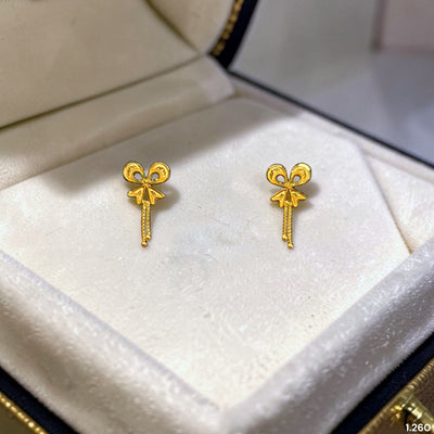 GOLD TOPS- (ZK7FGH)-(DCC7UZ) (WGT: 1.260 GM APPROX) BIS CERTIFIED HUID HALLMARK 916 22KT GOLD TOPS 1 PAIR FOR WOMEN.