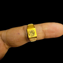 GENTS RING- TRJ (SIZE:21) WGT: 1.450 GM APPROX BIS CERTIFIED HUID HALLMARK 9KT GOLD FINGER RING FOR MEN 1 PIECE.