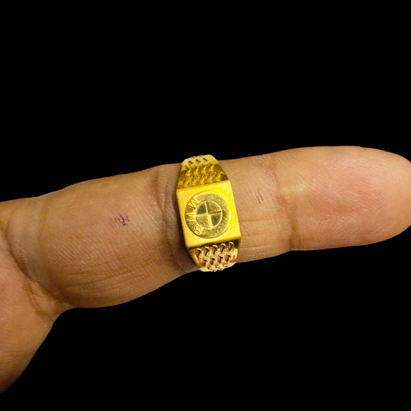 GENTS RING- TRJ (SIZE:21) WGT: 1.450 GM APPROX BIS CERTIFIED HUID HALLMARK 9KT GOLD FINGER RING FOR MEN 1 PIECE.