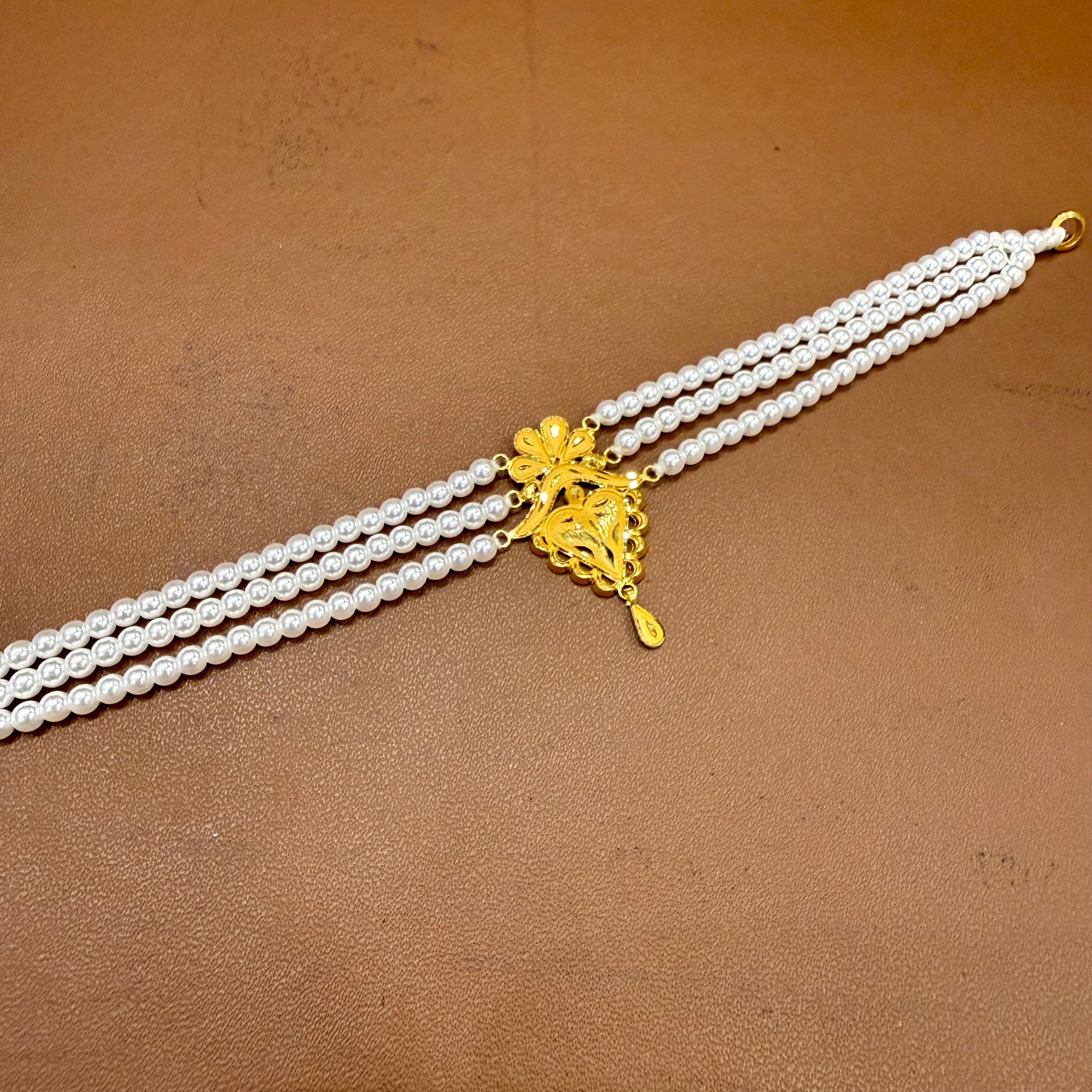 (GMJ)- WGT: 1.00 GM APPROX BIS CERTIFIED HUID HALLMARK 916 22KT GOLD MOTI CHOKER 1 PIECE WITH ADJUSTABLE TASSEL.