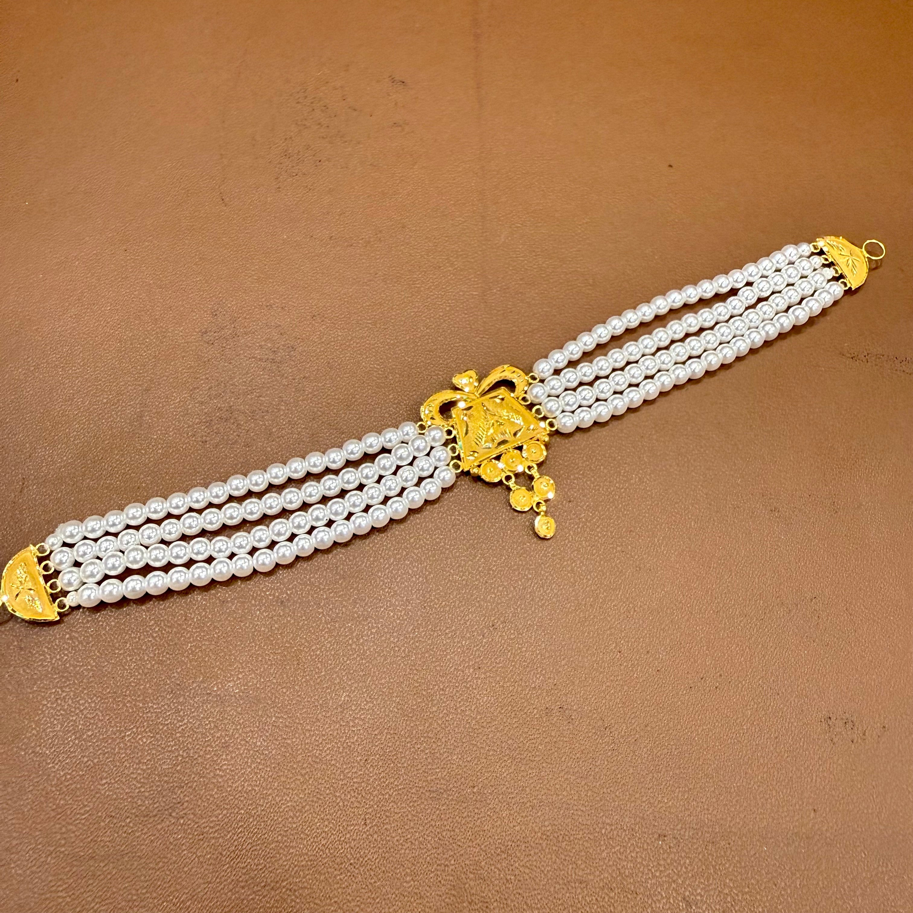 (GMJ)- WGT: 1.460 GM APPROX BIS CERTIFIED HUID HALLMARK 916 22KT GOLD MOTI CHOKER 1 PIECE WITH ADJUSTABLE TASSEL.