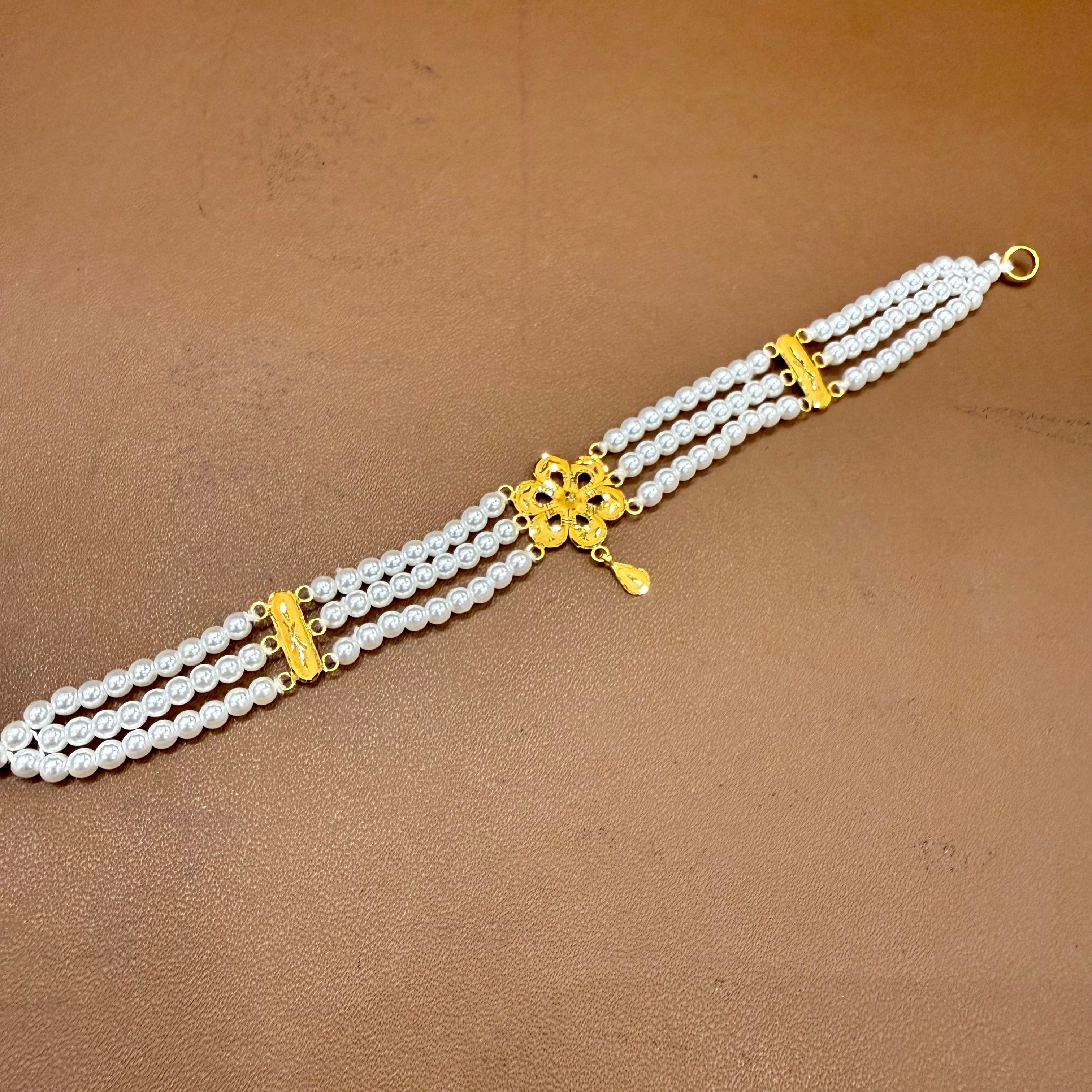(GMJ)- WGT: 1.110 GM APPROX BIS CERTIFIED HUID HALLMARK 916 22KT GOLD MOTI CHOKER 1 PIECE WITH ADJUSTABLE TASSEL.