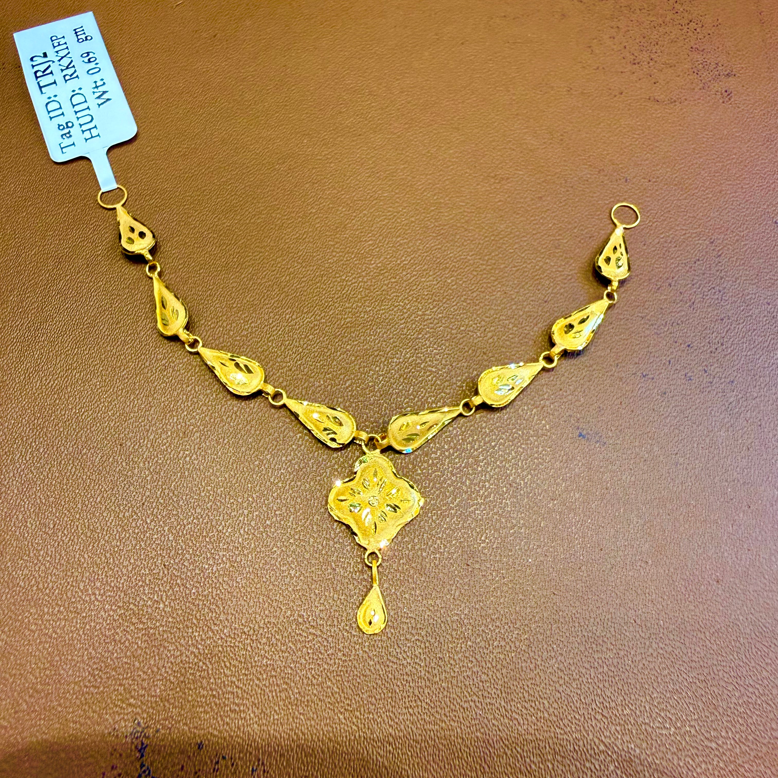 GOLD CHOKER NECKLACE-(WGT: 0.690 GM APPROX) BIS CERTIFIED HUID HALLMARK 375 9KT GOLD NECKLACE (SMALL SIZE) 1 PIECE FOR WOMEN.