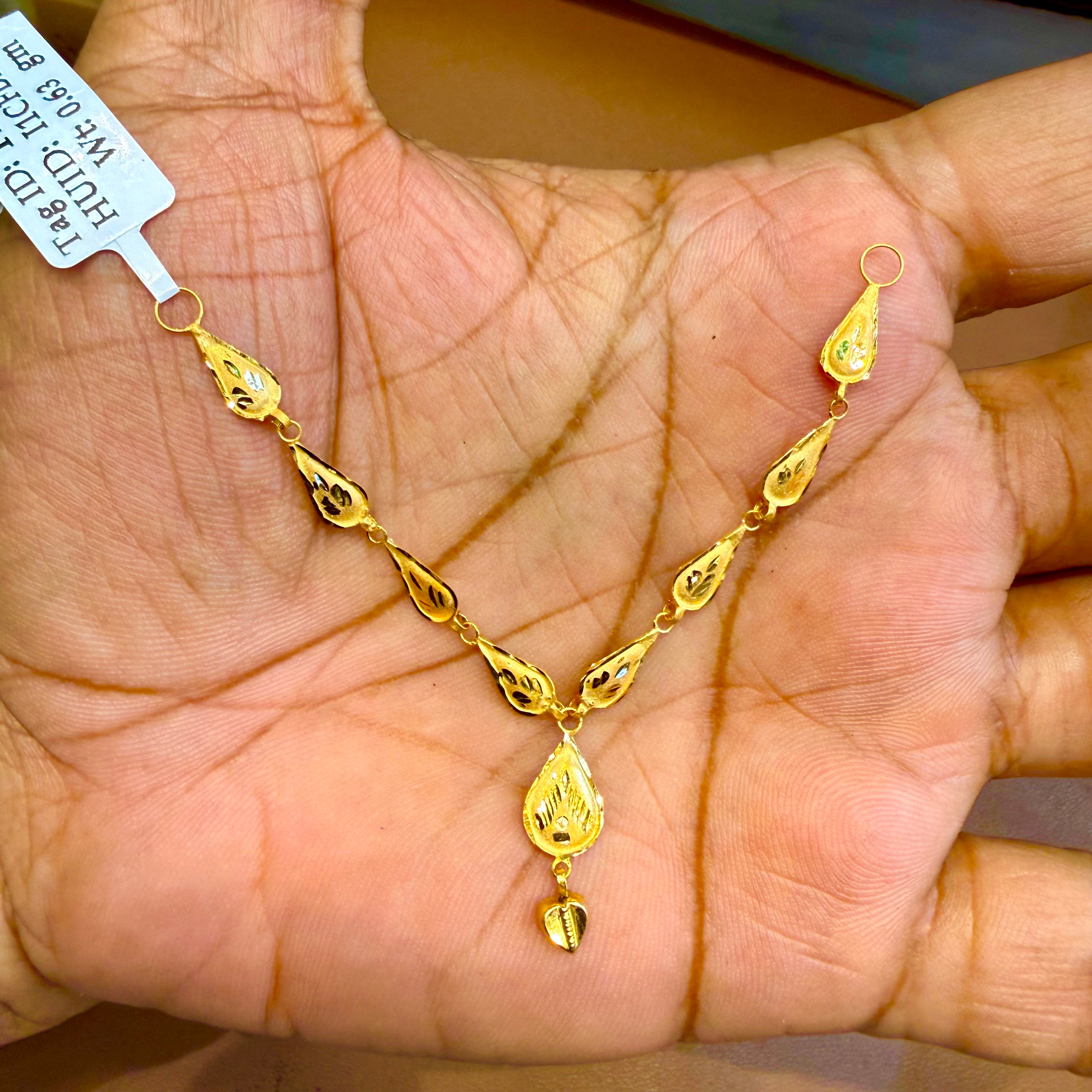 GOLD CHOKER NECKLACE-(WGT: 0.630 GM APPROX) BIS CERTIFIED HUID HALLMARK 375 9KT GOLD NECKLACE (SMALL SIZE) 1 PIECE FOR WOMEN.