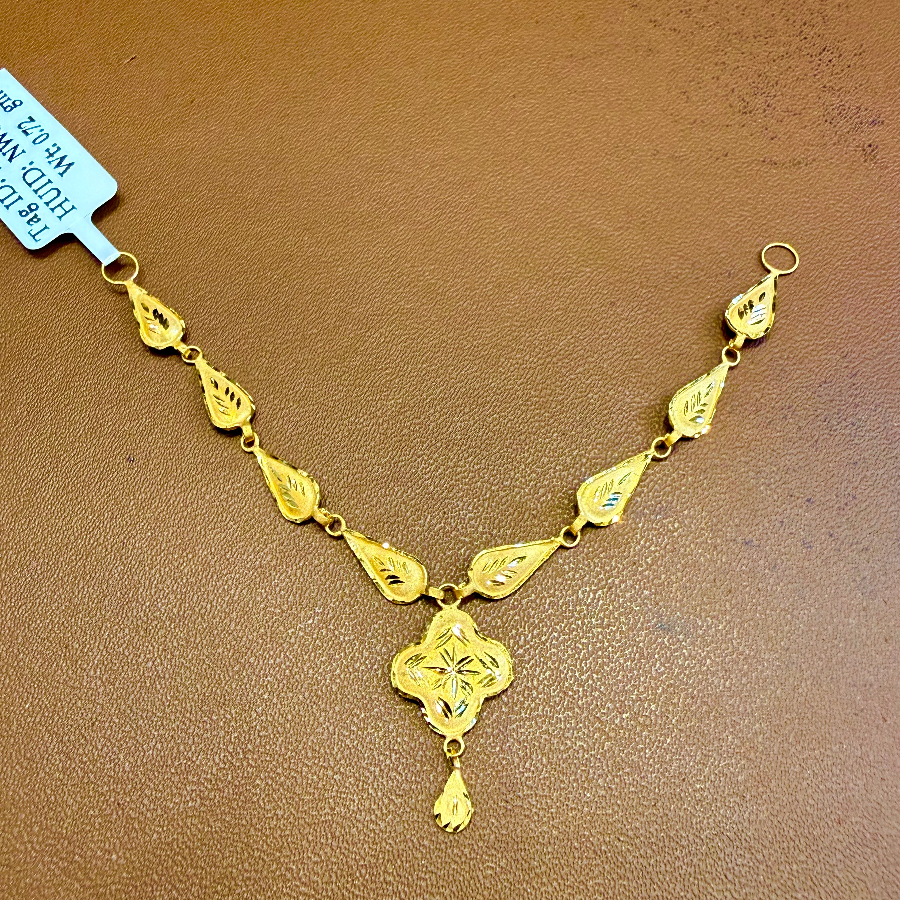 GOLD CHOKER NECKLACE-(WGT: 0.720 GM APPROX) BIS CERTIFIED HUID HALLMARK 375 9KT GOLD NECKLACE (SMALL SIZE) 1 PIECE FOR WOMEN.