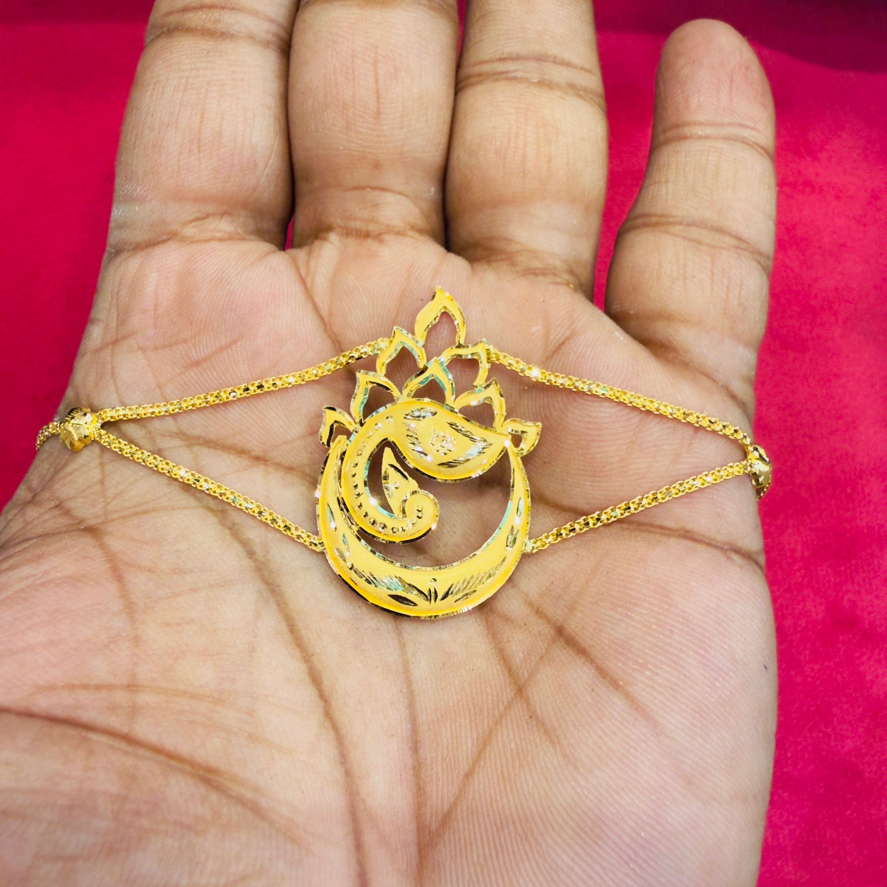 GOLD MANTASHA- RAJLAXMI WGT: 3.920 GM APPROX CERTIFIED BIS HUID HALLMARK 916 22KT GOLD MANTASHA FOR WOMEN (STANDARD ADJUSTABLE SIZE).