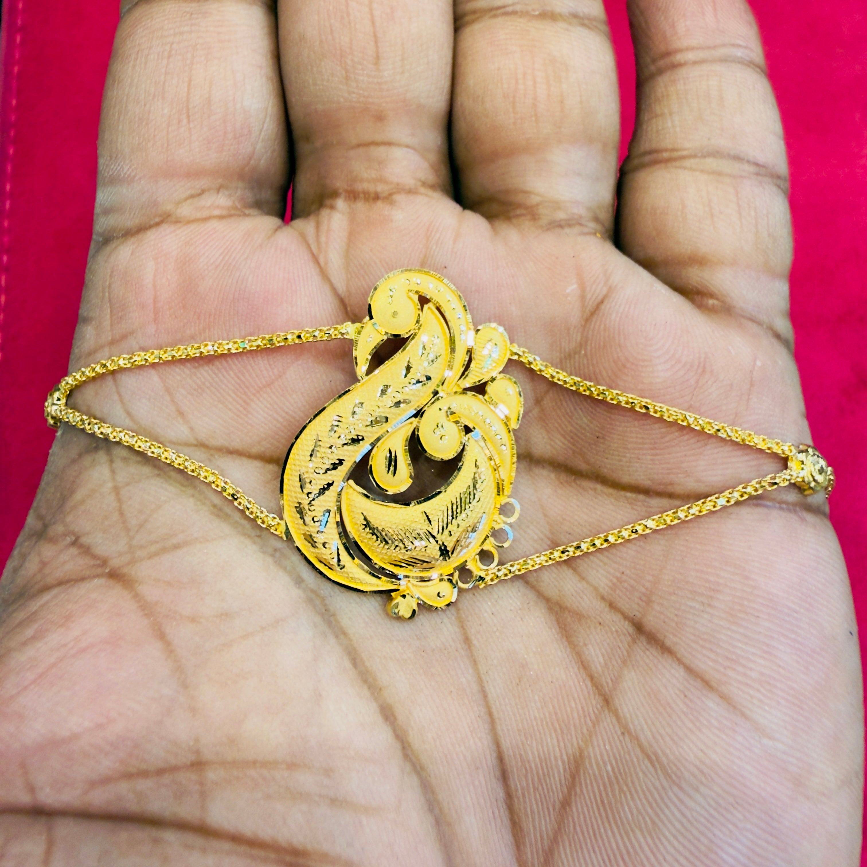 GOLD MANTASHA- RAJLAXMI WGT: 4.00 GM APPROX CERTIFIED BIS HUID HALLMARK 916 22KT GOLD MANTASHA FOR WOMEN (STANDARD ADJUSTABLE SIZE).