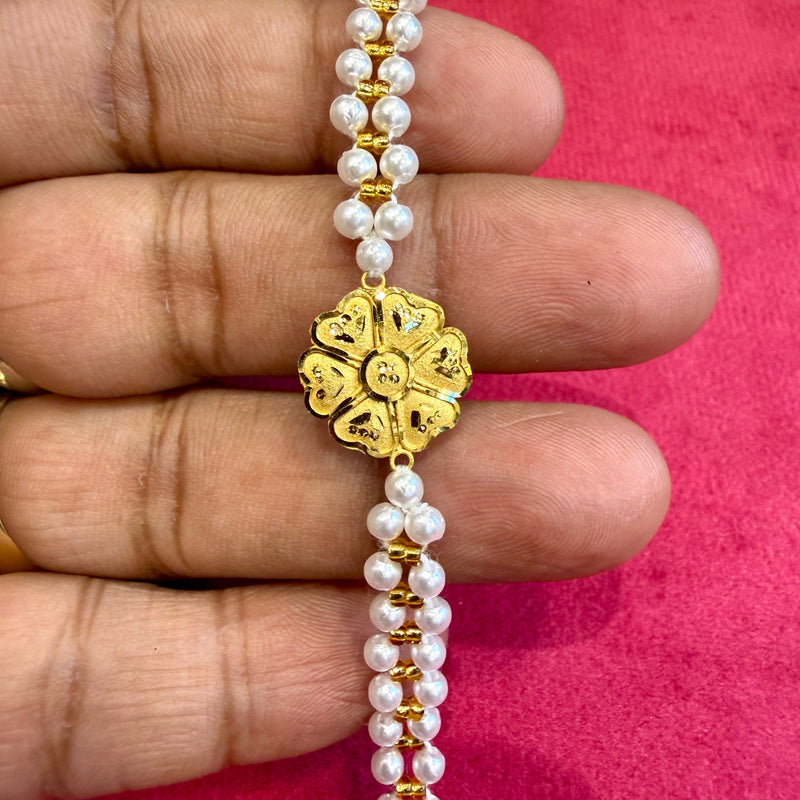 GOLD WRISTLET FOR BABY- BIS CERTIFIED HUID HALLMARK 375 9KT GOLD MOTI WRISTLET (WGT: 0.380 - 0.430 GM APPROX) WITH PEARL CHAIN FOR WOMEN (ADJUSTABLE SIZE).