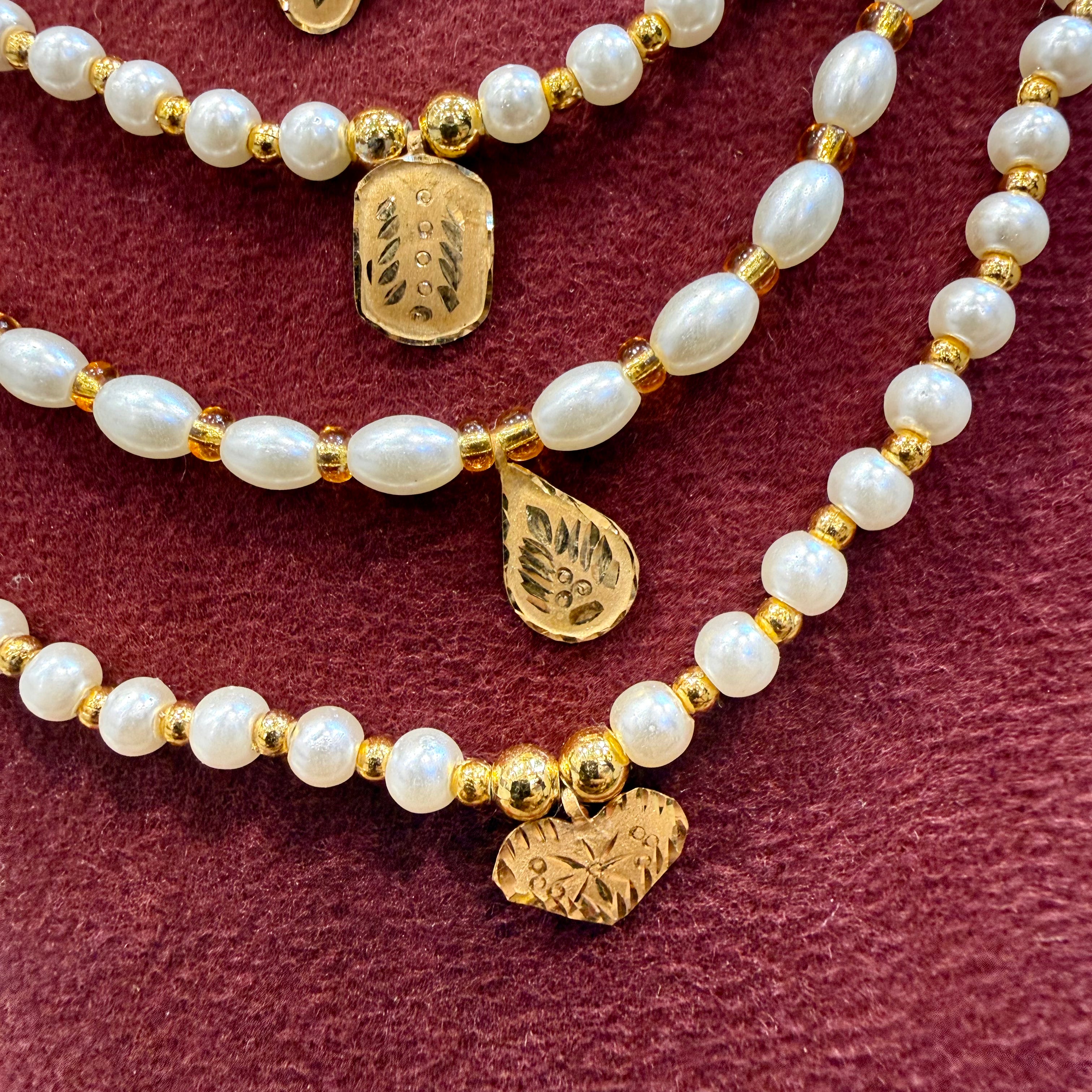 GOLD LOCKET- BIS CERTIFIED HUID HALLMARK 375 9KT GOLD MINI LOCKET 1 PIECE (WGT: 0.100 GM APPROX) FOR WOMEN WITH ADJUSTABLE BEADS MOTI TASSEL (GET ANY DESIGN AS PER STOCK) BEST FOR GIFTING (SOLD ON FIXED RATE).