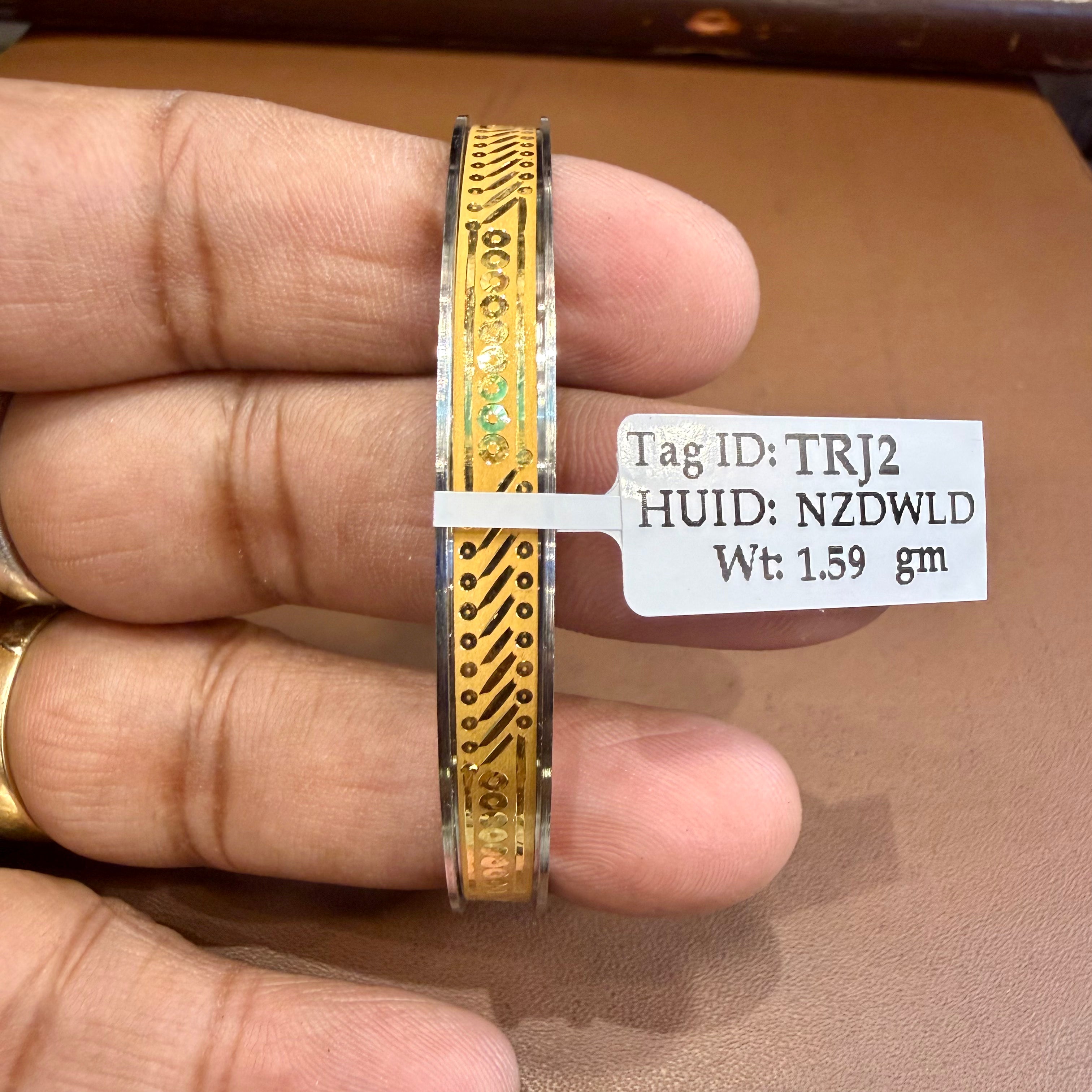(GNC) - (SIZE: 27) WGT: 1.590 GM APPROX BIS CERTIFIED HUID HALLMARK 916 22KT GOLD NOA BADHANO 1 PIECE FOR WOMEN.